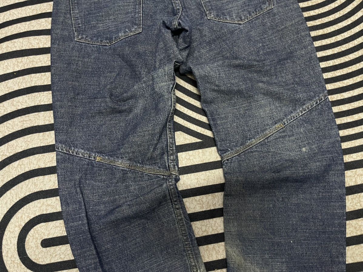 MasterPiece 2000s MASTERPIECE JAPAN BAGGY WASHABLE DISTRESSED JEANS Size US 32 / EU 48 - 16 Thumbnail