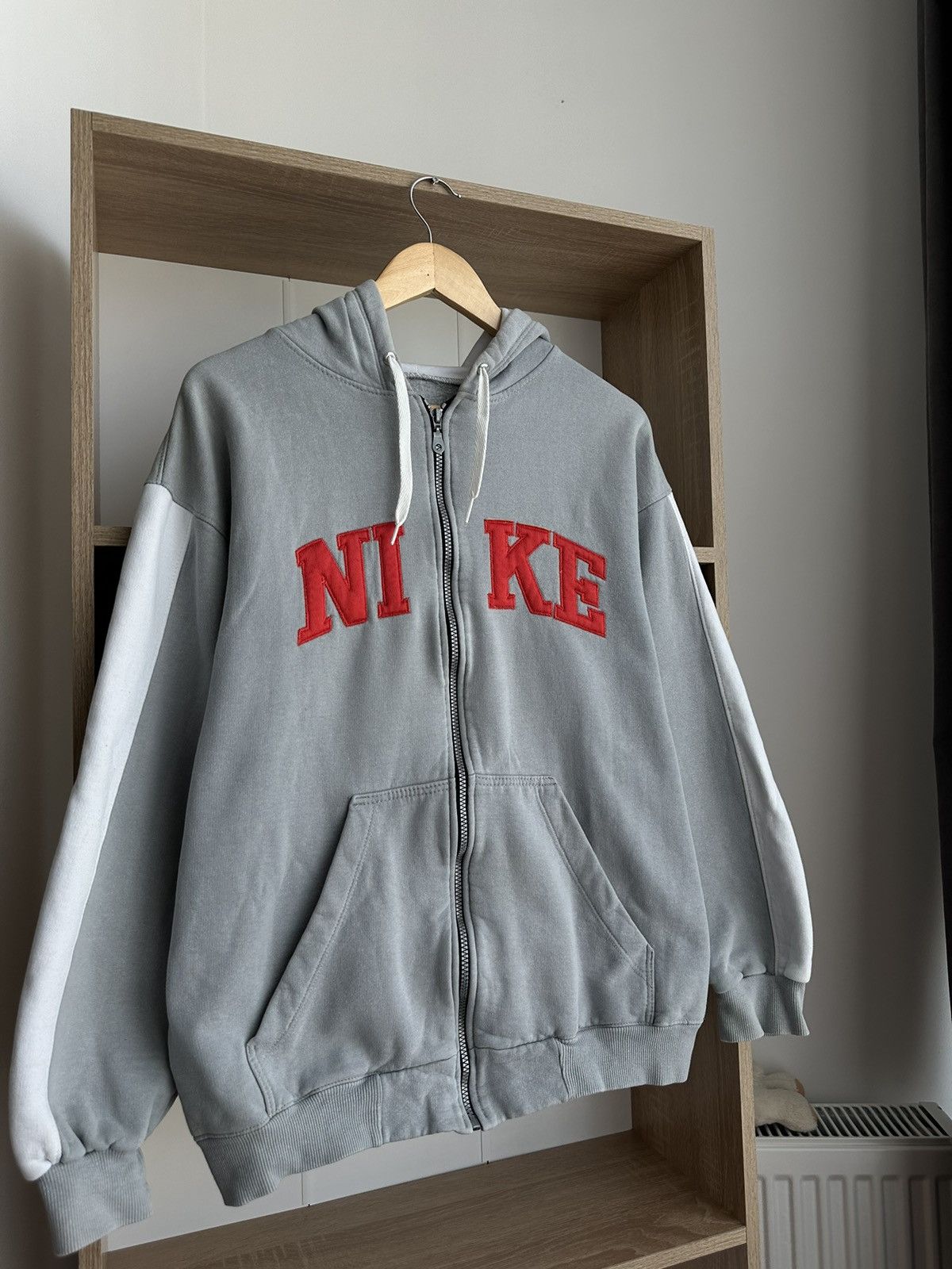 Vintage Nike Grey Full Zip Hoodie Center Logo Y2K
