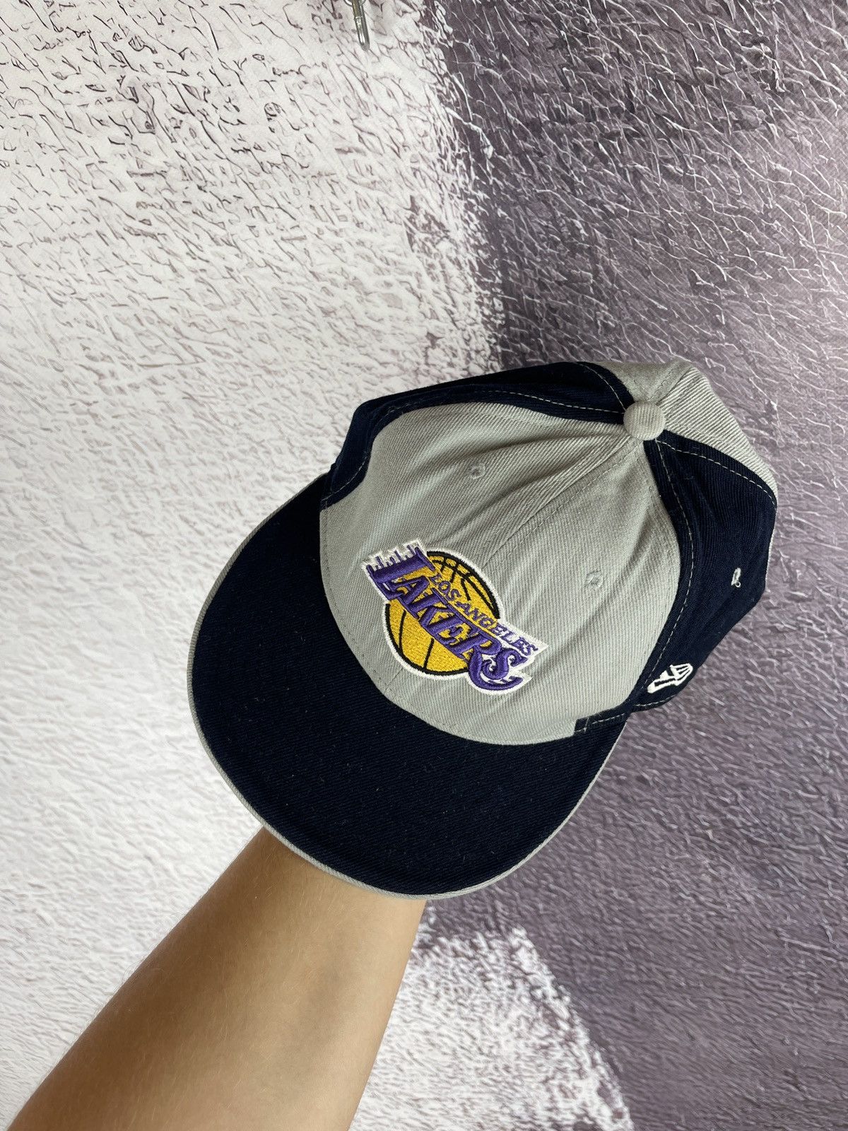 NBA New Era vintage 90s made in USA LA Lakers wool cap NBA Size ONE SIZE - 3 Thumbnail