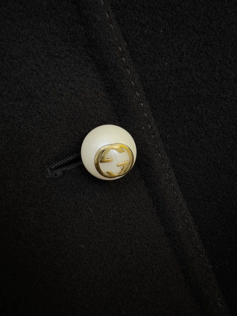 Gucci Gucci Size 38 Black pearl buckle wool coat authentic size Size US XS / EU 42 / 0 - 2 Thumbnail