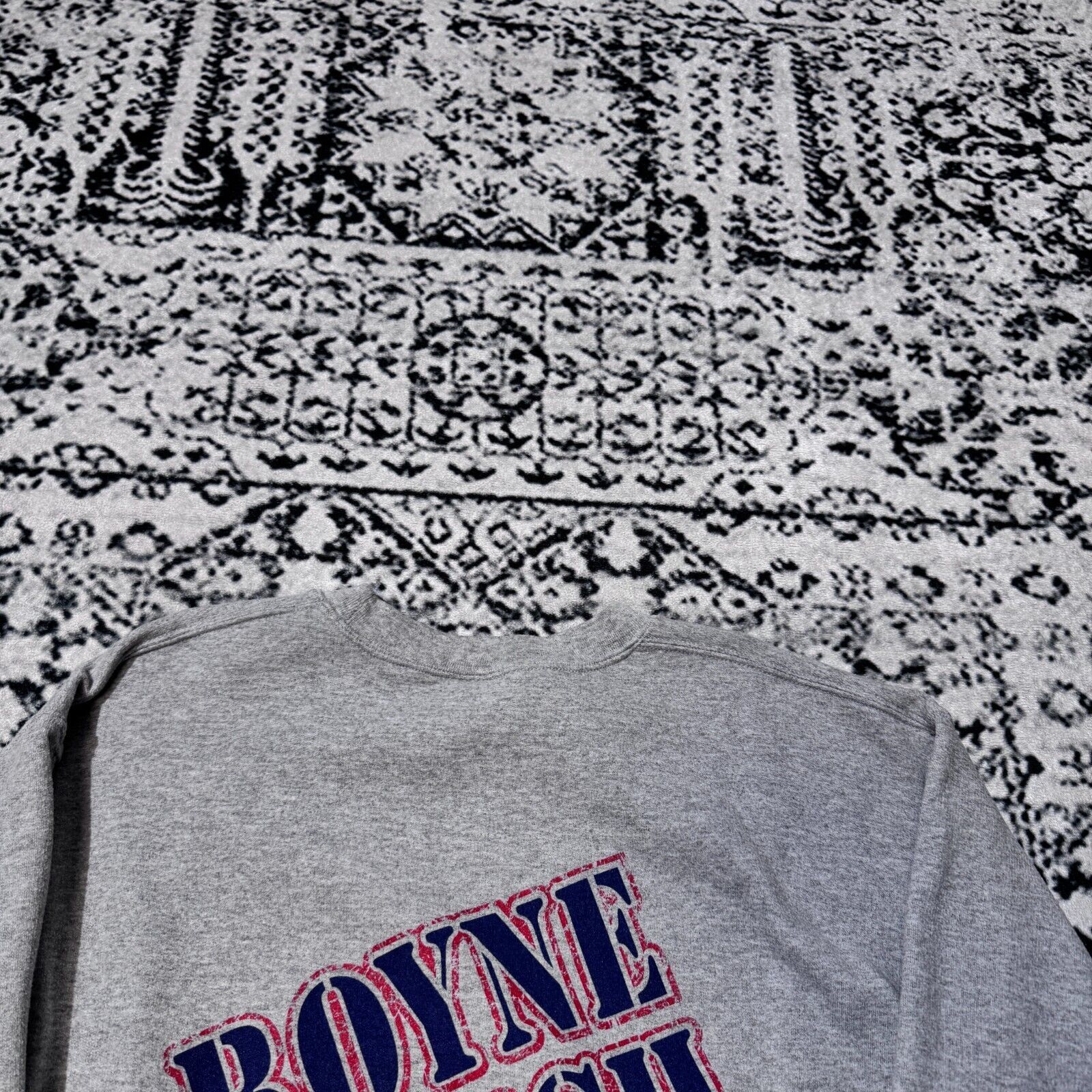 Vintage Vintage Gray Cotton Crewneck Size M Boyne Ramblers Y2K 90s Size US M / EU 48-50 / 2 - 6 Thumbnail