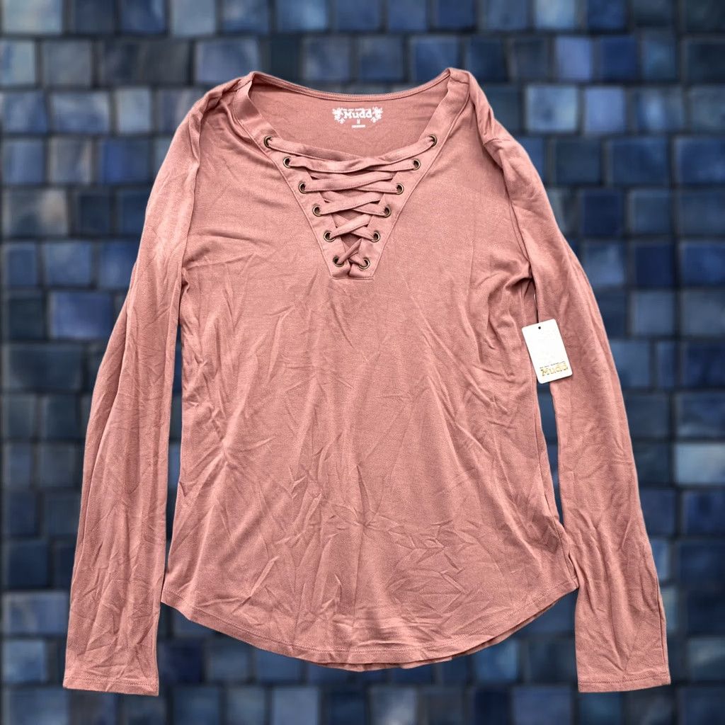 Vintage Mudd Women's V Neck Lace Long Sleeve Shirt Blouse Size M Pink NEW Size M / US 6-8 / IT 42-44 - 1 Thumbnail