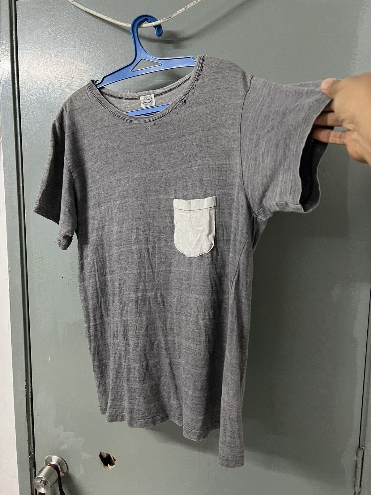 Vintage THRASHED FADED POCKET TEE ERD GRUNGE Size US M / EU 48-50 / 2 - 1 Thumbnail