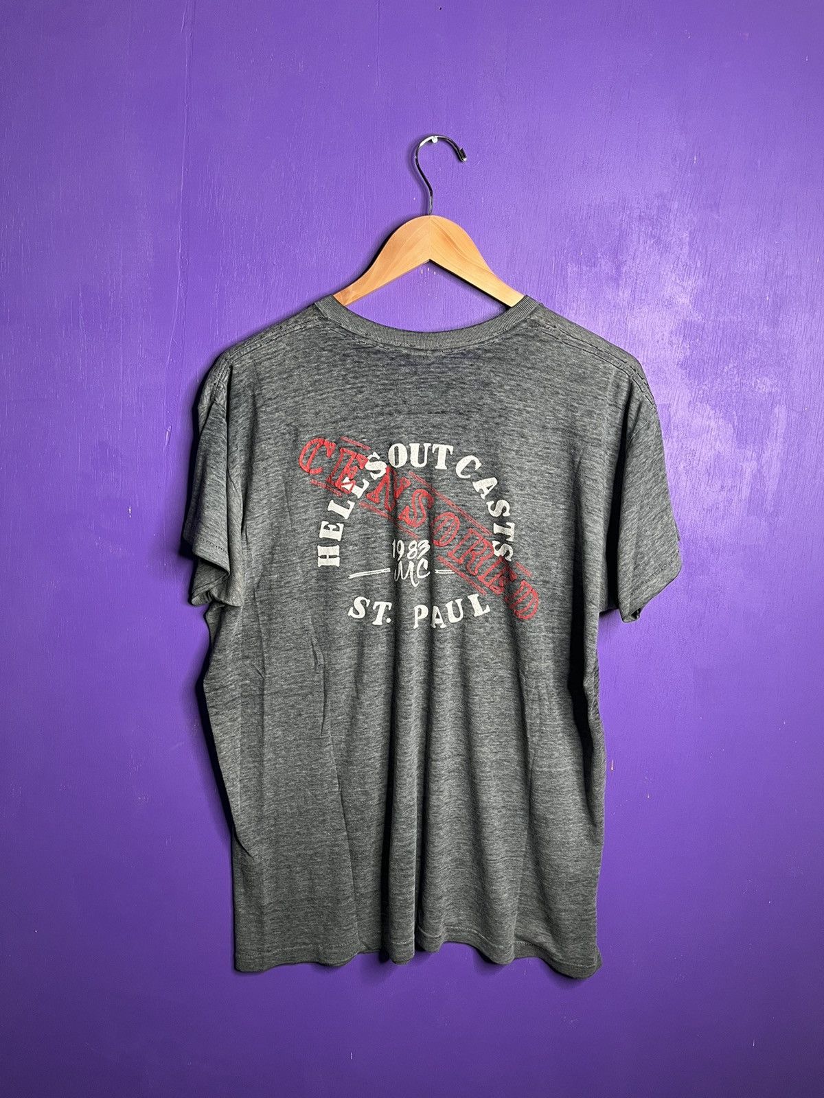 Vintage Vintage 1983 Hells outcasts for freedom t-shirt Size US L / EU 52-54 / 3 - 2 Thumbnail