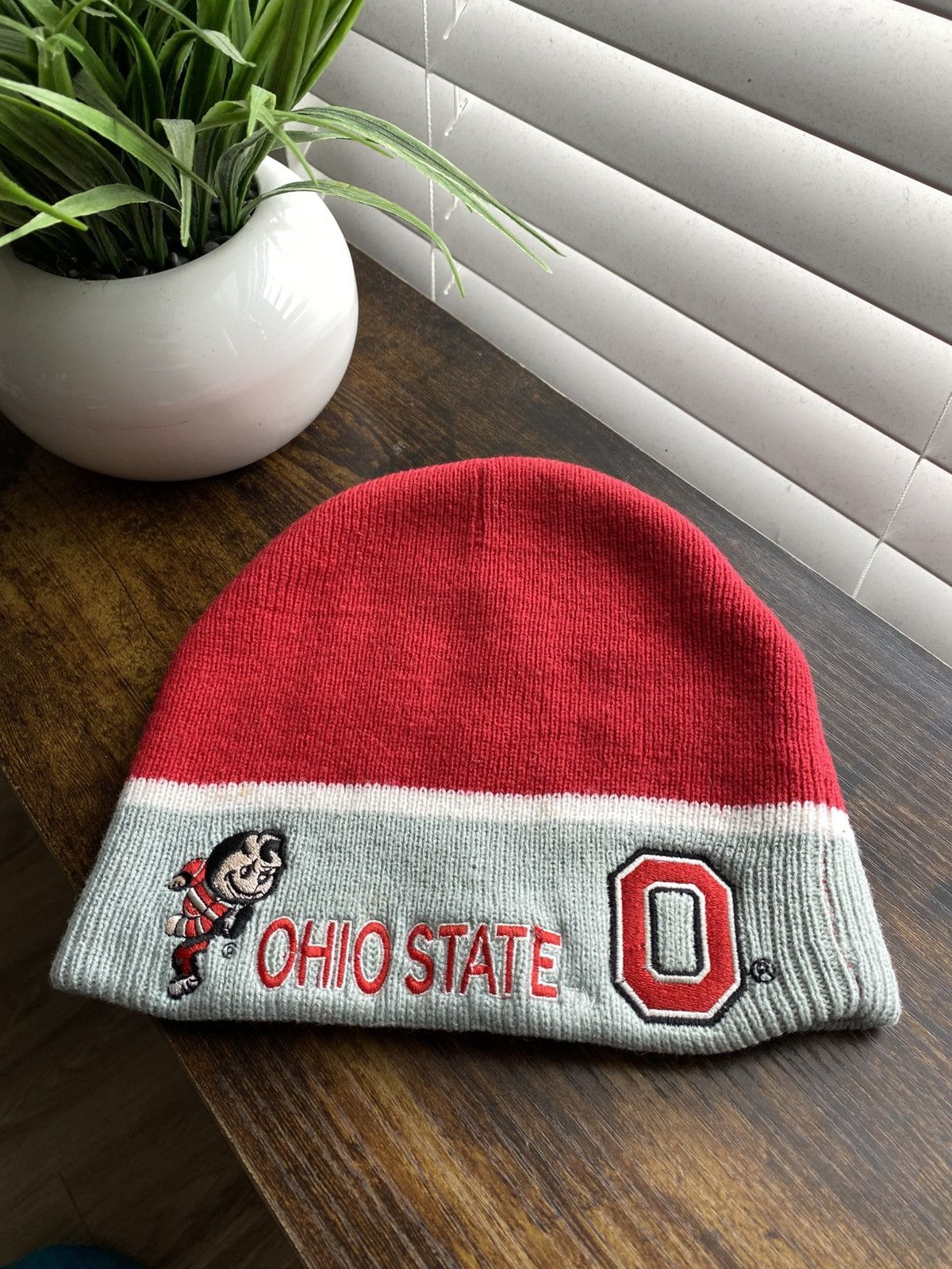 Vintage Vintage Ohio Buckeyes Reversible Beanie Size ONE SIZE - 1 Thumbnail