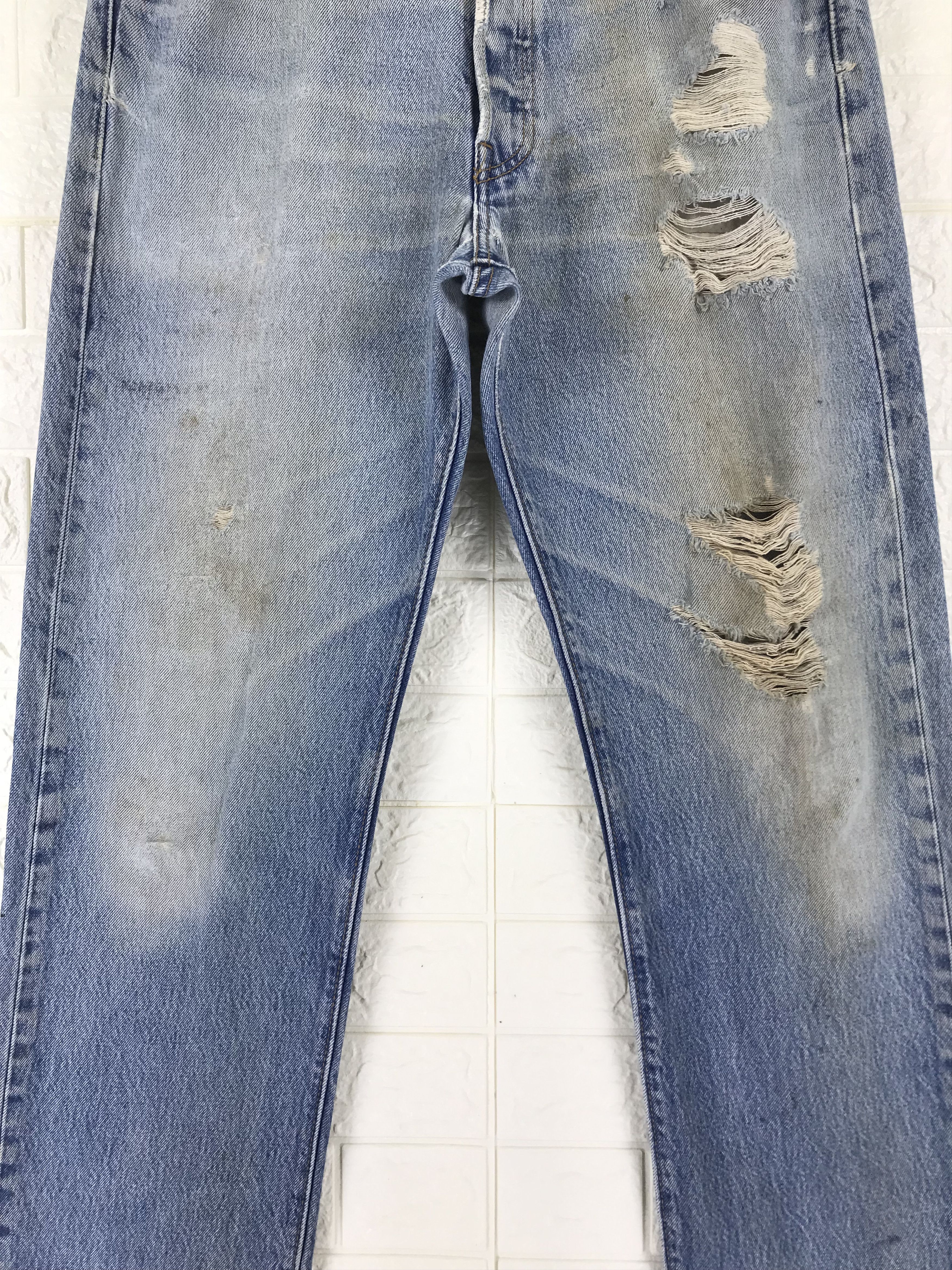 Levi's Vintage Levi's 501 Jeans Rusty Blue Distressed Denim Size US 34 / EU 50 - 3 Thumbnail