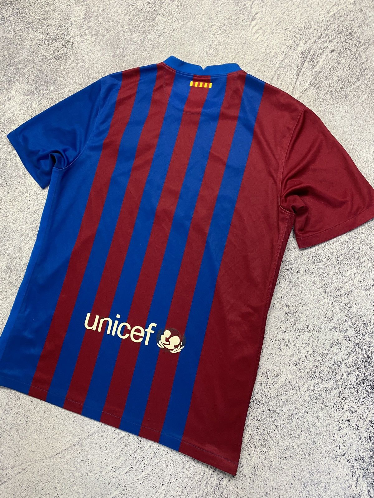Nike Barcelona Nike 2021/2022 Home Soccer Jersey Football Shirt Size US M / EU 48-50 / 2 - 10 Thumbnail