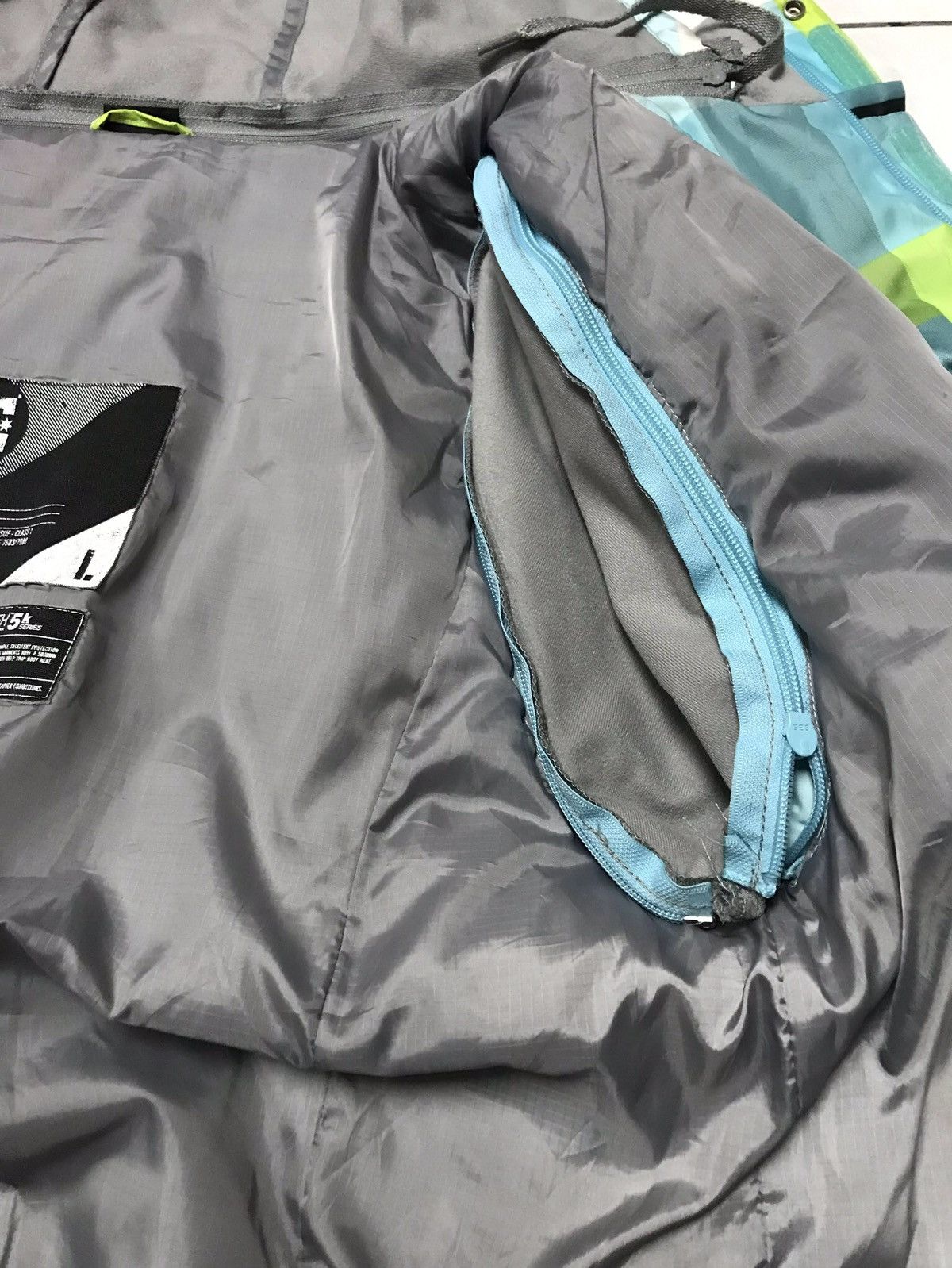 DC × Designer STEAL💥 DC ExoTex 5K Series Light Puffer Jacket Size US L / EU 52-54 / 3 - 19 Thumbnail