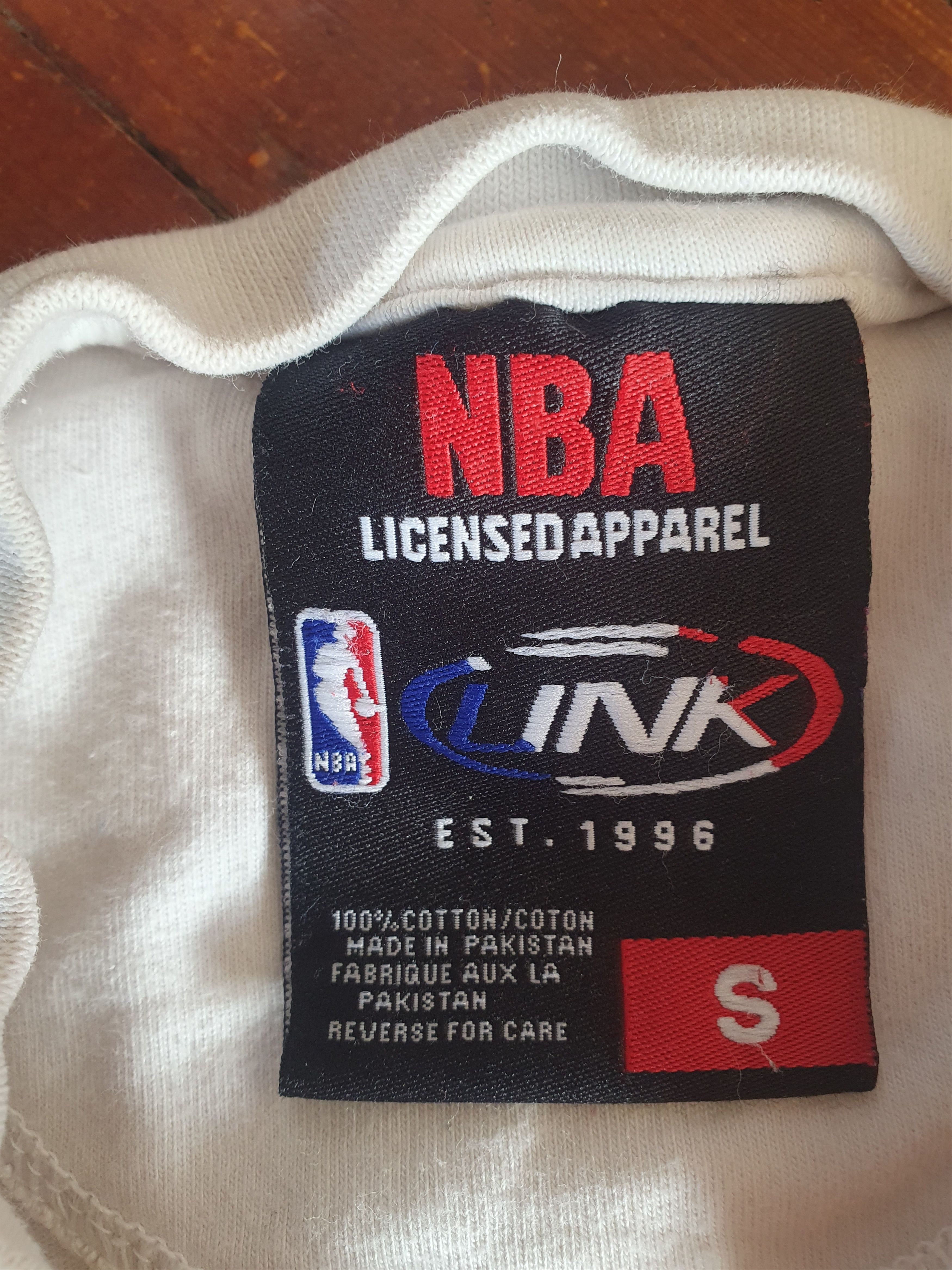 NBA Alan Iverson NBA Philadelphia 76ers UNK t-shirt sz M Size US M / EU 48-50 / 2 - 3 Thumbnail