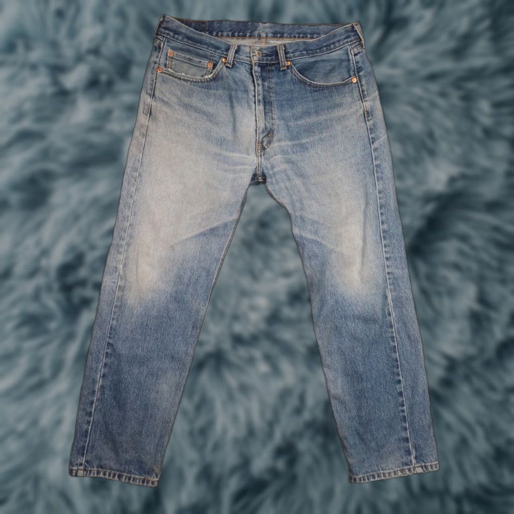 Levi's VINTAGE Levis 505 Jeans 38x29 Blue Denim Regular Fit Straight Leg Jeans Men's Size US 38 / EU 54 - 1 Thumbnail