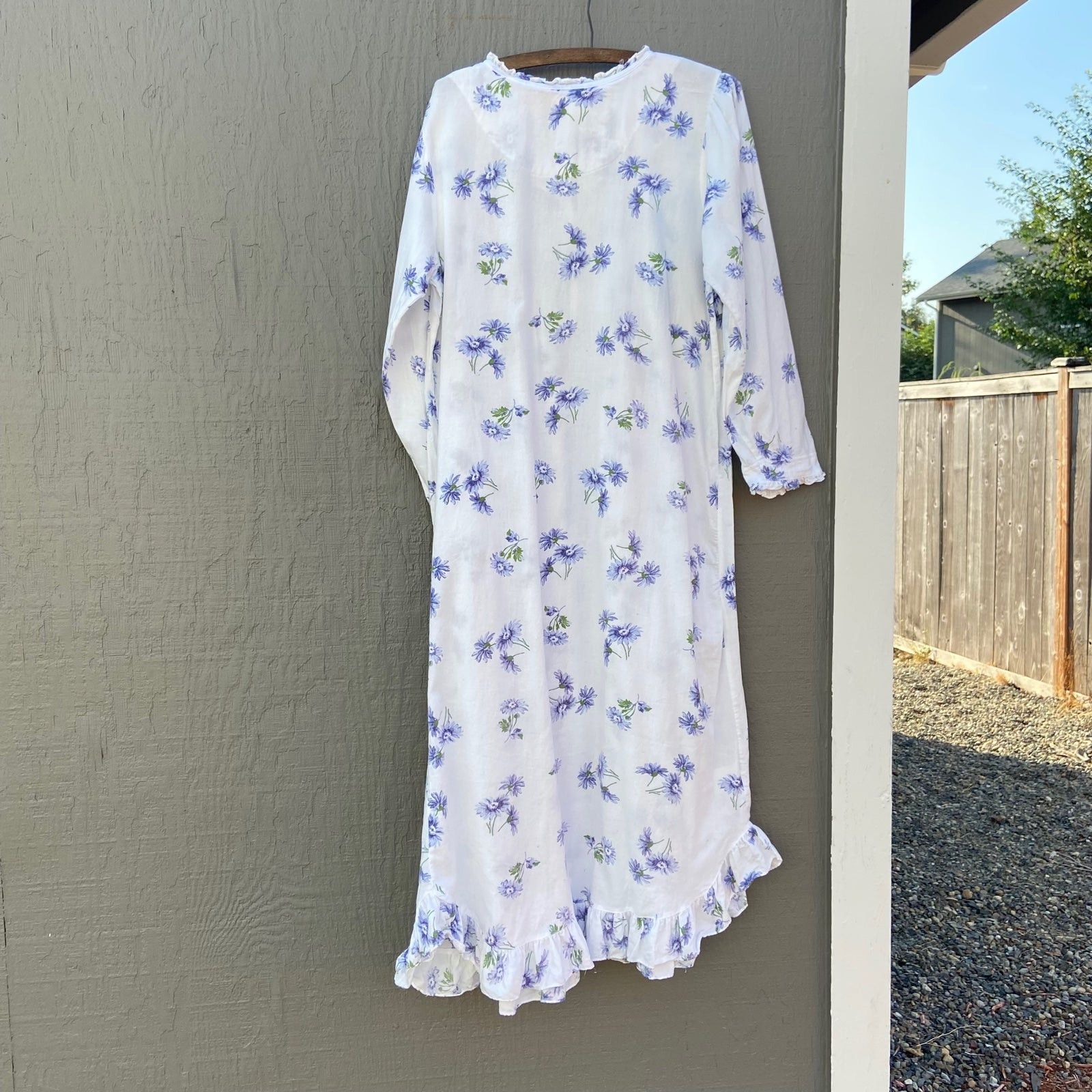 Laura Ashley Vintage 80’s Laura Ashley Purple Daisy Dress/Nightgown Size M / US 6-8 / IT 42-44 - 8 Thumbnail