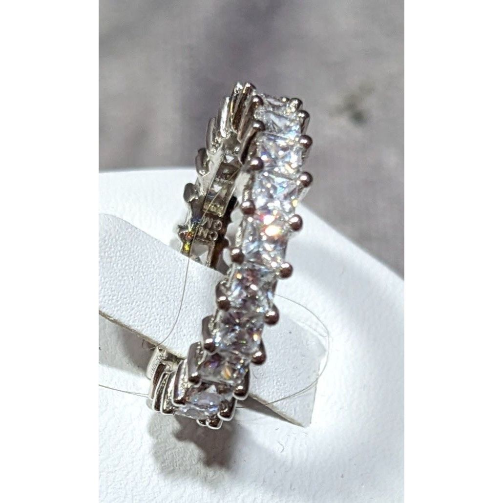 Other Glamorous Bridal Cubic Zirconia Eternity Band Size ONE SIZE - 6 Thumbnail