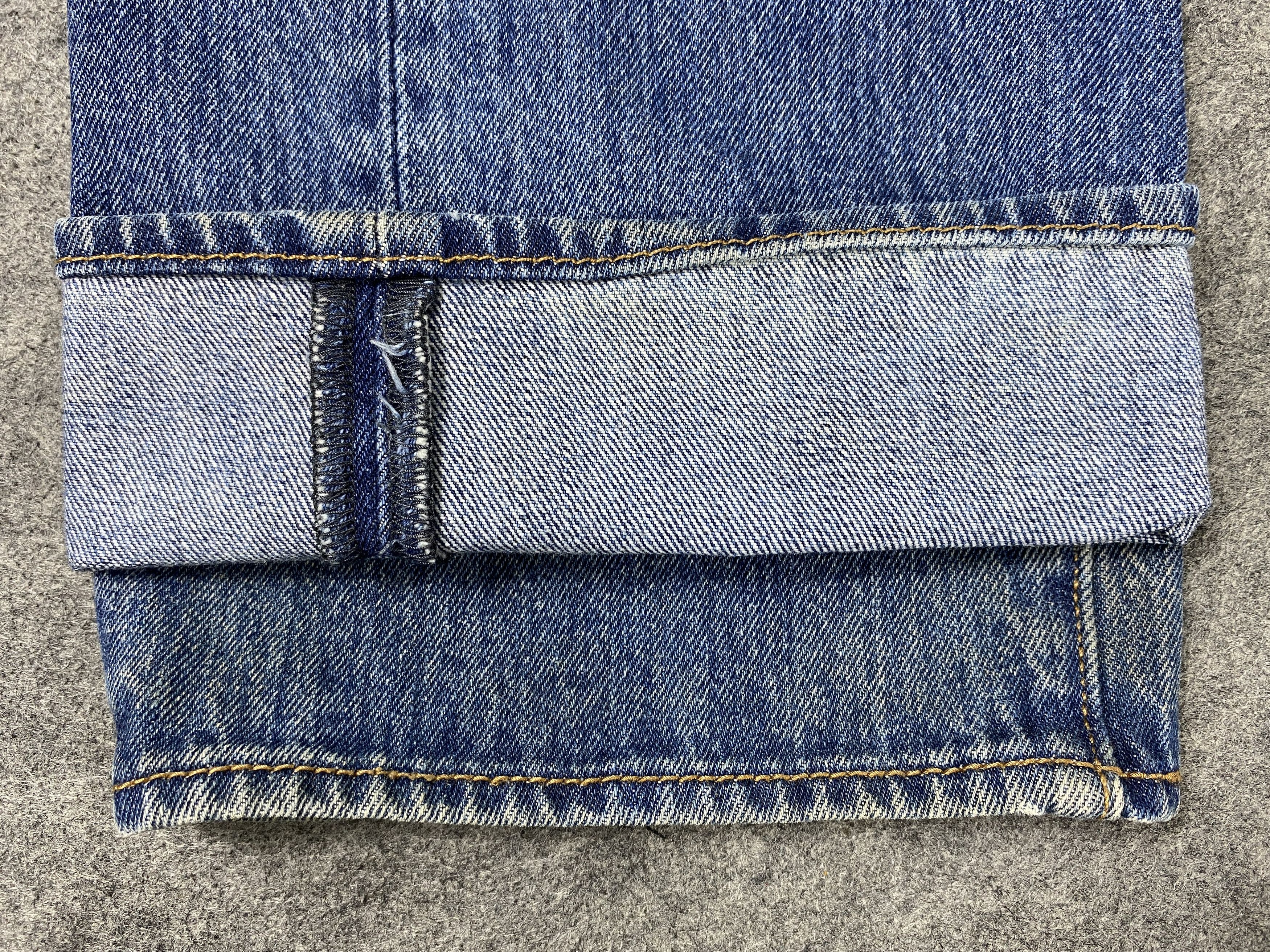 Levi's Blue Vintage Levi's 501 Jeans 35x32 Denim -JN2321 Size US 35 - 12 Thumbnail
