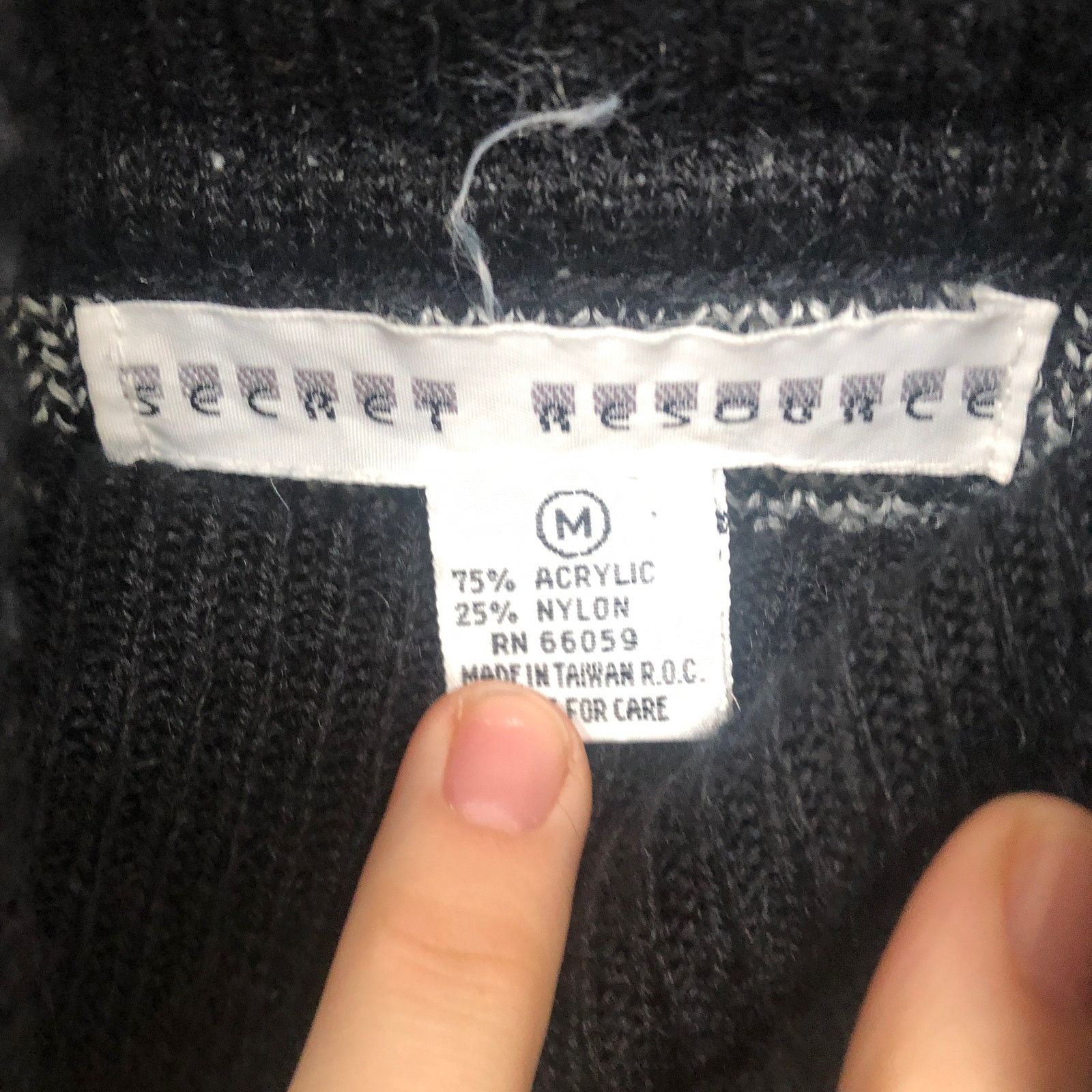 Vintage Vintage Snowflake Oversized Turtleneck Sweater Size Medium Size M / US 6-8 / IT 42-44 - 4 Thumbnail