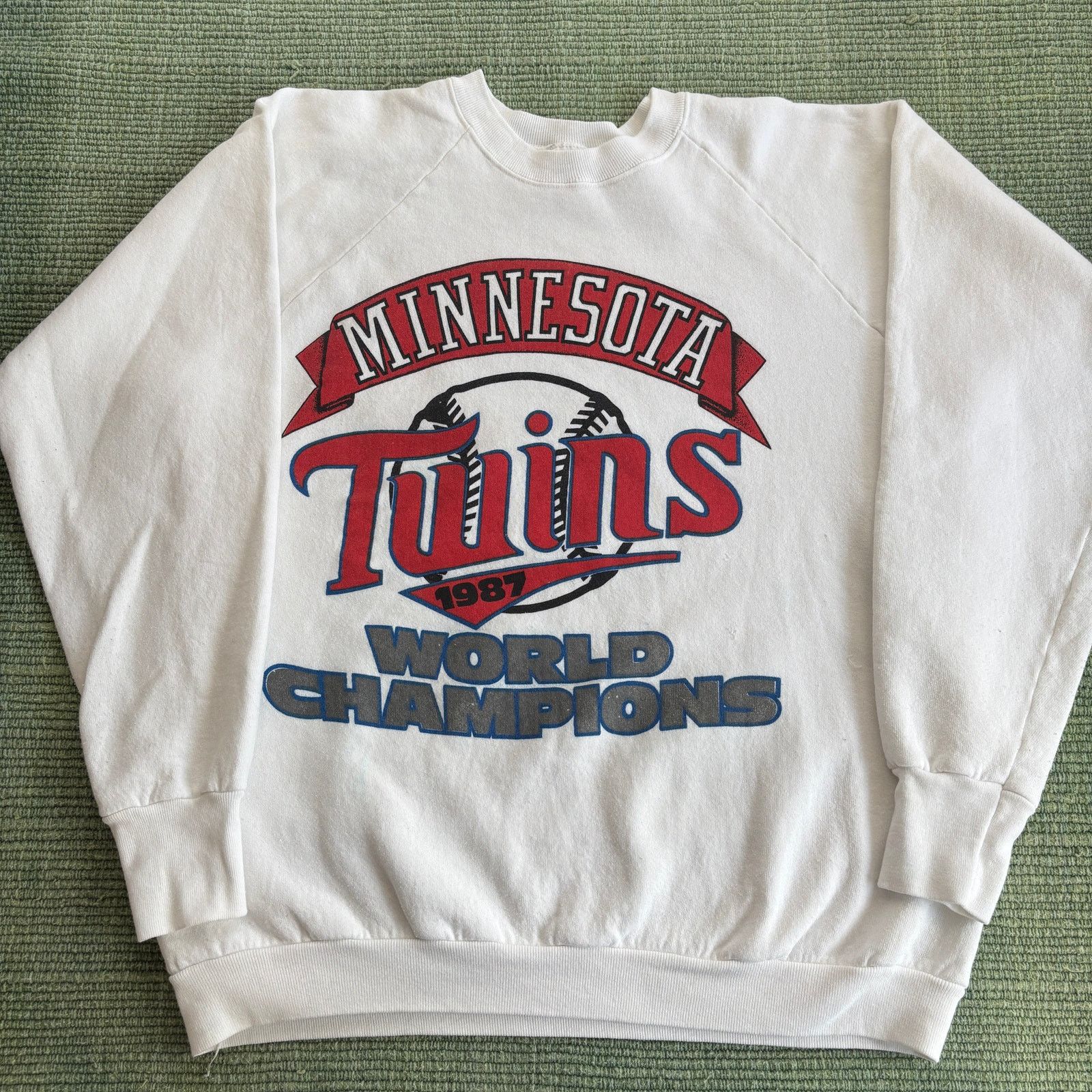 MLB × Vintage Vintage 1987 Minnesota Twins World Champions Sweatshirt Size US XL / EU 56 / 4 - 1 Thumbnail