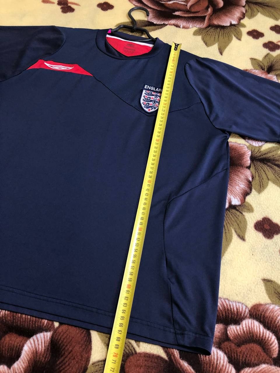 Umbro ENGLAND TRAINING SHIRT FOOTBALL SOCCER JERSEY UMBRO MENS Size US L / EU 52-54 / 3 - 8 Thumbnail