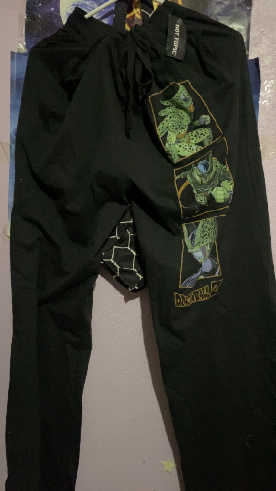 Hot Topic Dragon ball z cell pants Size US 44 / EU 60 - 1 Thumbnail