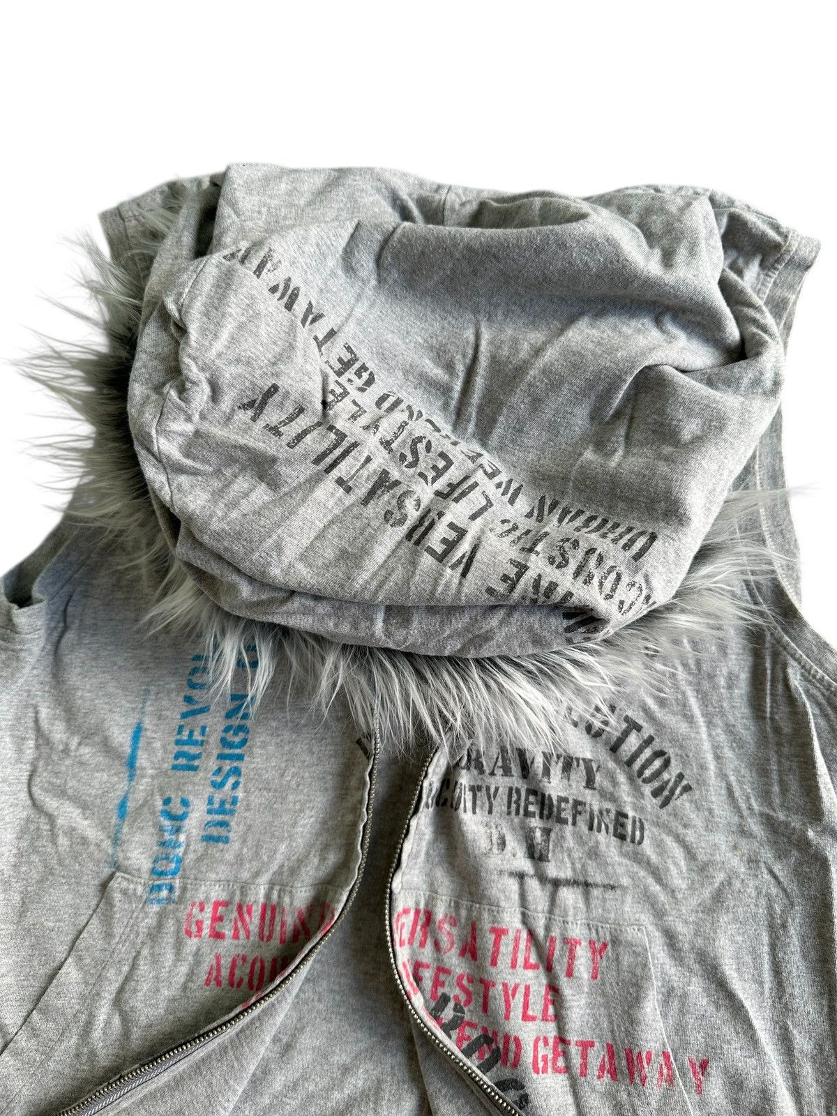 Le Grande Bleu (L.G.B.) DOHC REVOLUTION POEM FUR ZIP HOODIE TANKTOP Size US M / EU 48-50 / 2 - 5 Thumbnail