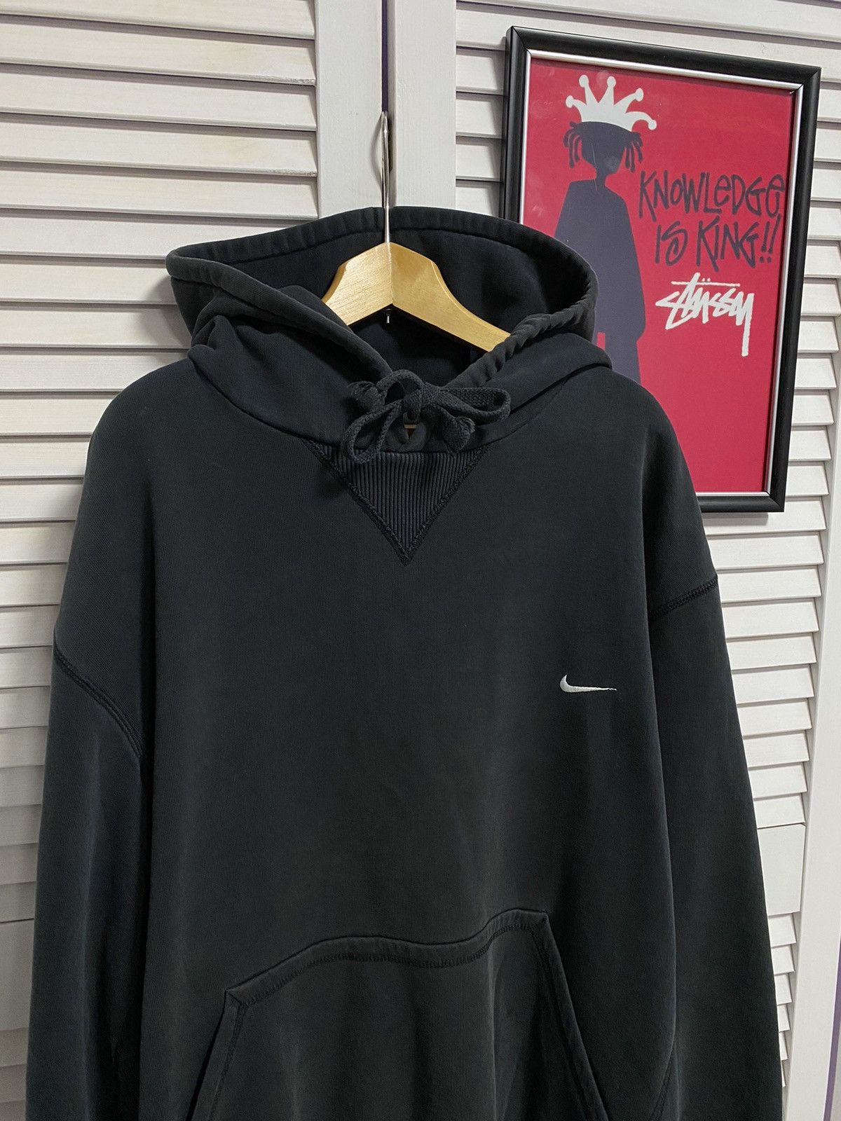 Nike × Vintage Vintage Sweater Nike Mini Swoosh Stripped Elements Faded Size US XL / EU 56 / 4 - 3 Thumbnail