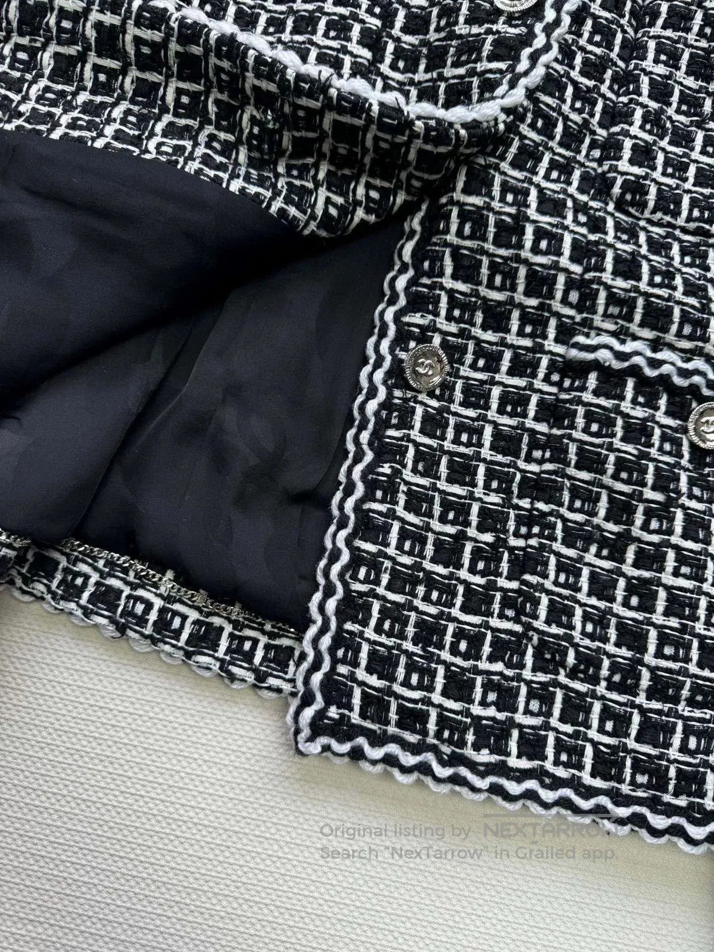 Chanel Chanel Black and White Houndstooth Jacket. Size US M / EU 48-50 / 2 - 5 Thumbnail