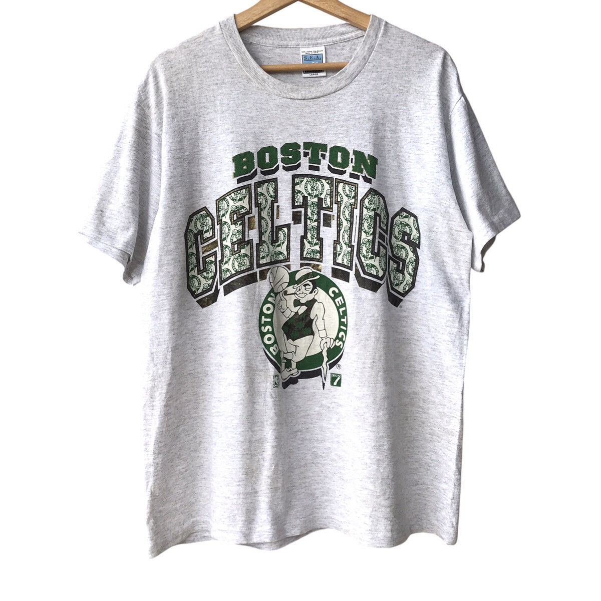 NBA × Vintage Boston Celtics NBA Vintage 90s Logo 7 Basketball Tee Size US L / EU 52-54 / 3 - 1 Thumbnail