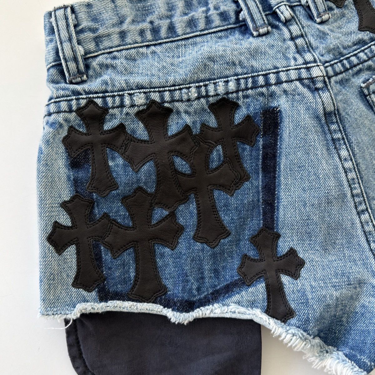 Chrome Hearts Chrome Hearts Studded Leather Cross Patch Denim Shorts Size US 26 / EU 42 - 3 Thumbnail