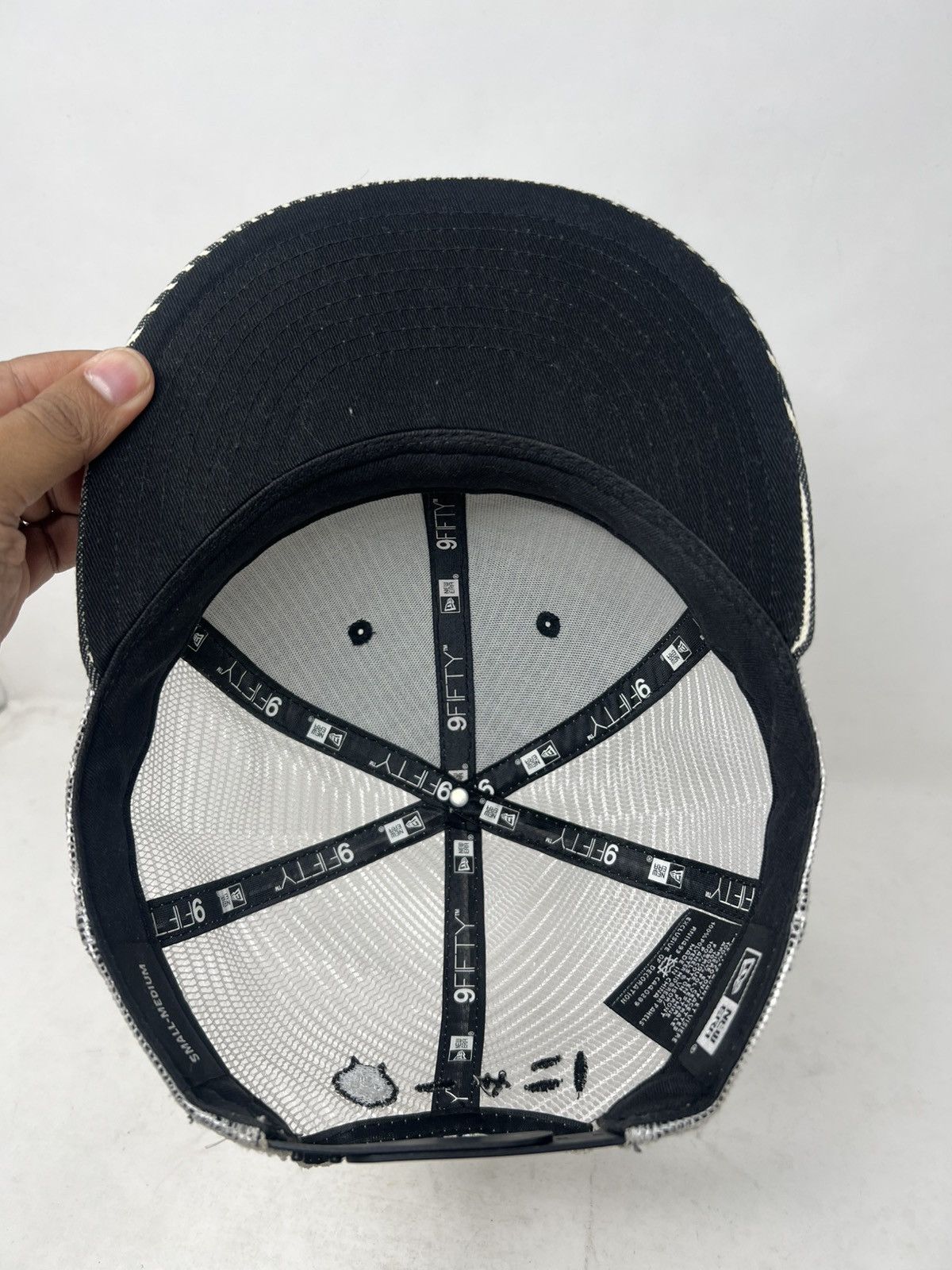 Ne-Net × New Era New Era x Ne-Net 9Fifty Trucker Hat Size ONE SIZE - 8 Thumbnail