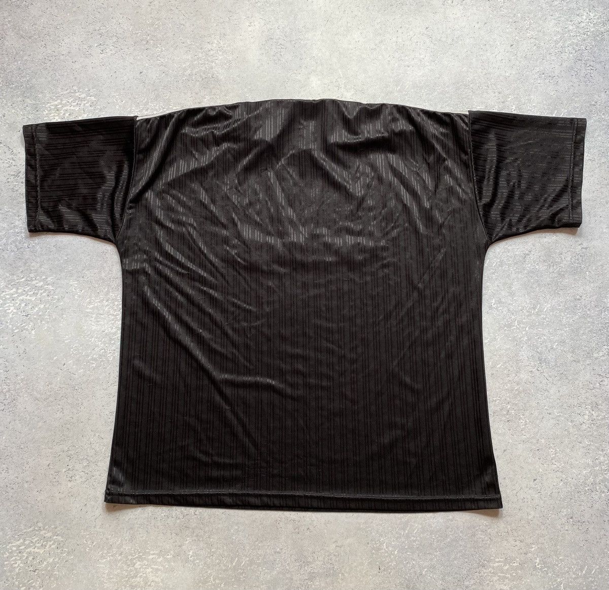 Adidas Vintage Adidas T-Shirt Size US XL / EU 56 / 4 - 3 Thumbnail