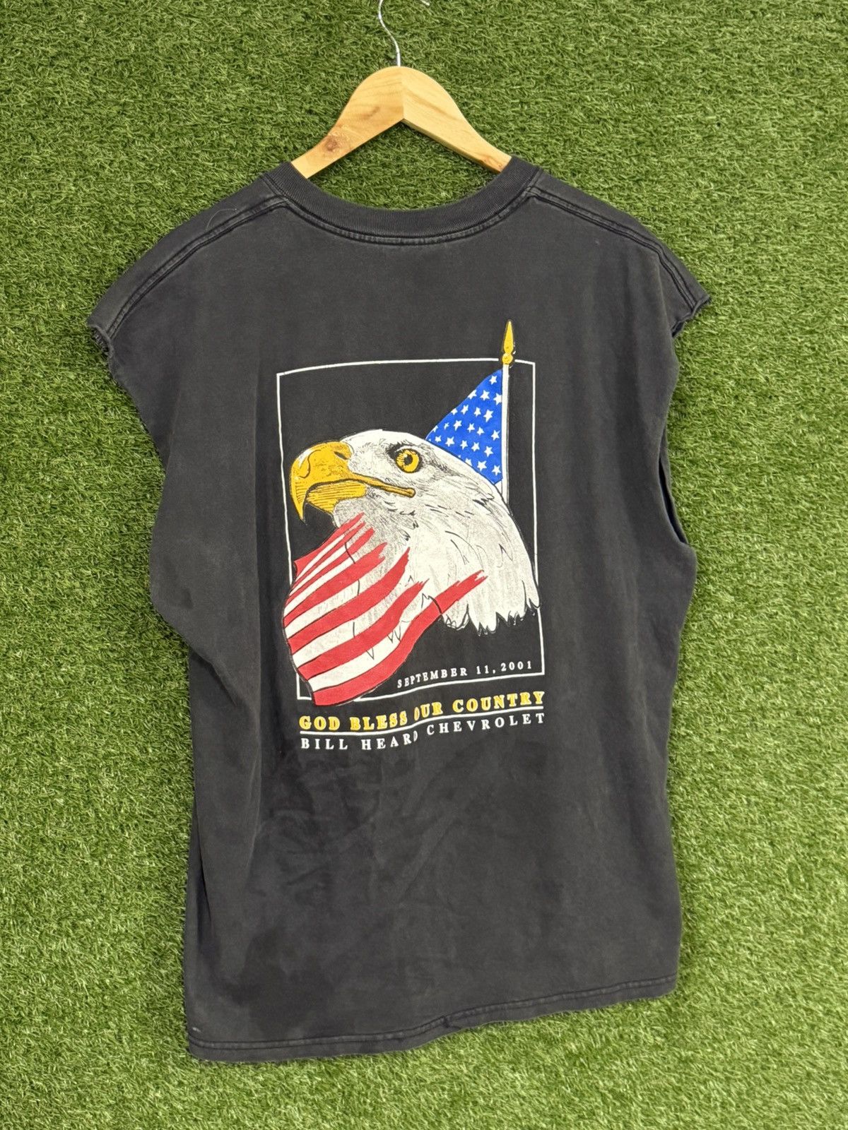 Vintage Vintage Gildan 9/11 Eagle America Chevrolet Muscle Tank Top Size US XL / EU 56 / 4 - 1 Thumbnail
