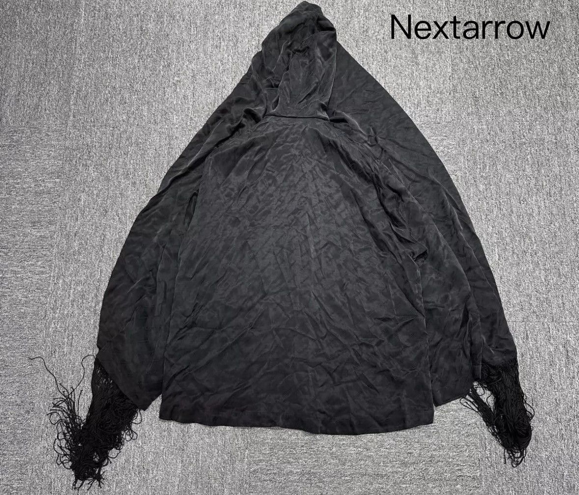 Balenciaga Balenciaga full print bullet screen hooded fringe shirt Size US S / EU 44-46 / 1 - 2 Thumbnail