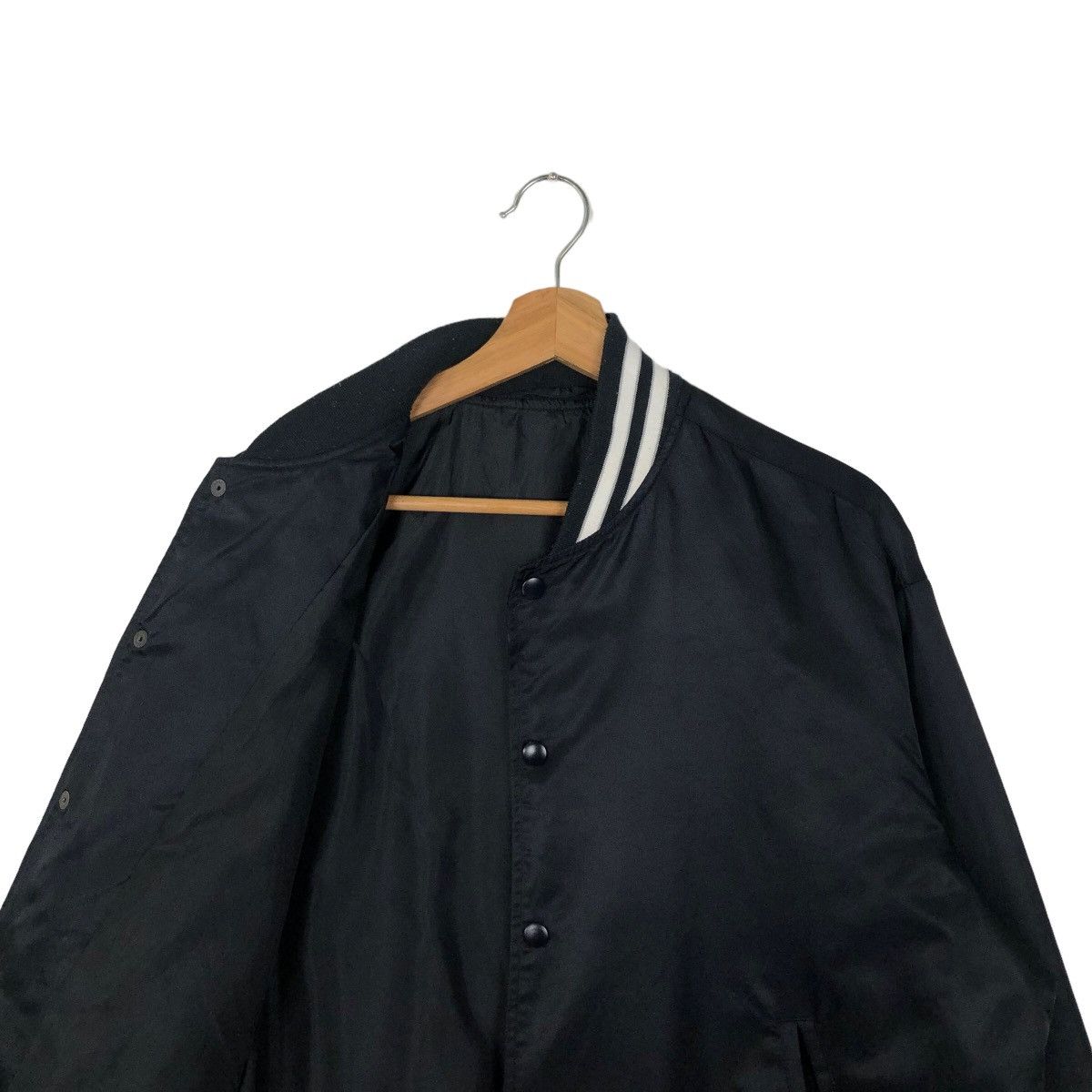 Japanese Brand 90’s RIOT RIOT BOMBER JACKET GU JAPAN MILITARY DESIGN Size US XL / EU 56 / 4 - 9 Thumbnail