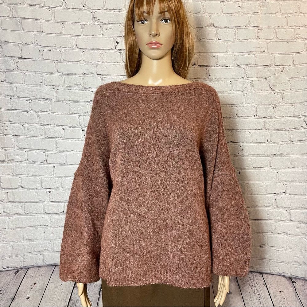 Other NWT New $98 Max Studio Bubble Sleeve Rose Sweater Size L Size L / US 10 / IT 46 - 2 Thumbnail