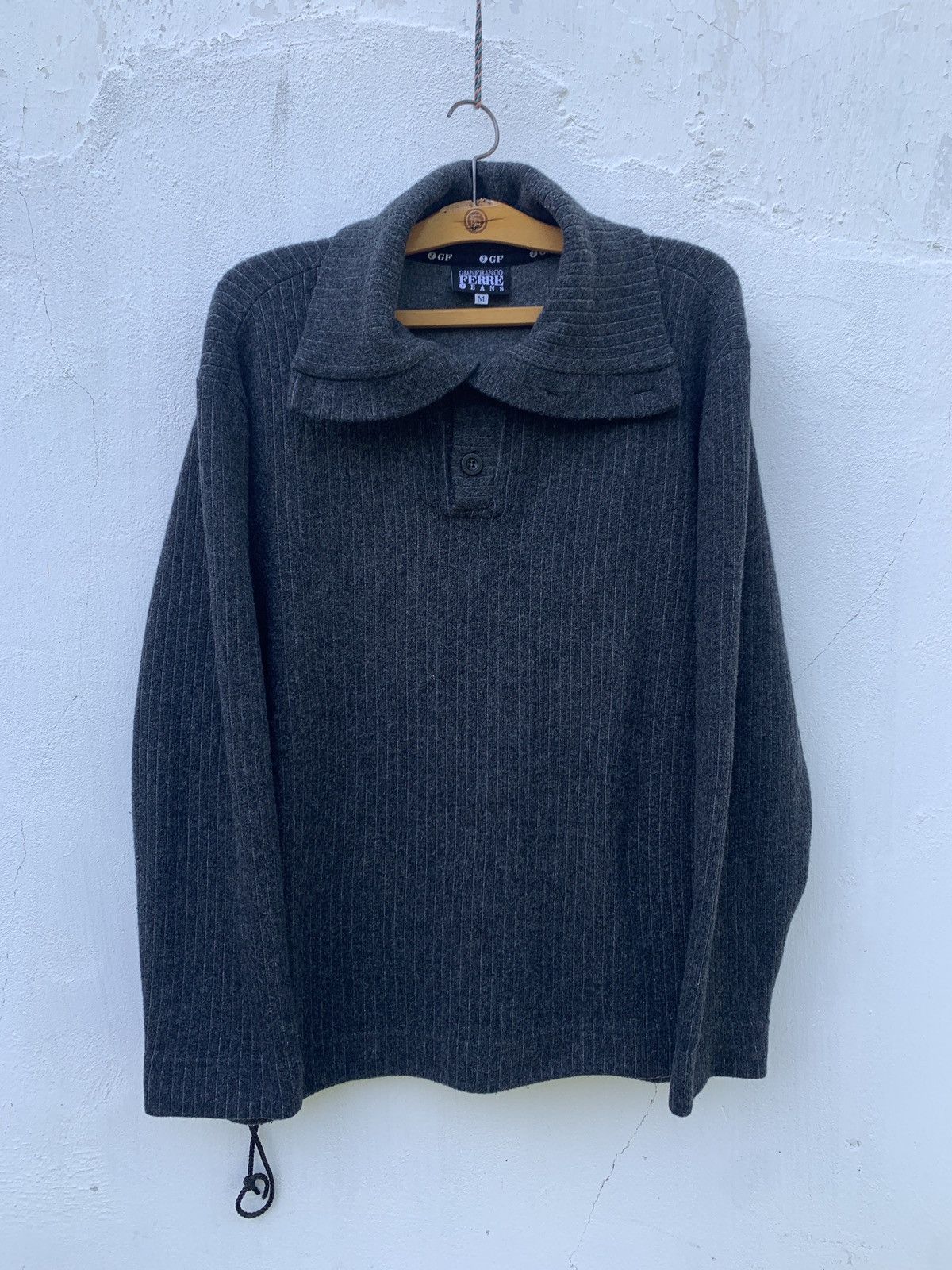 Gianfranco Ferre Vintage Gianfranco Ferre Ribbed Turtleneck Wool Sweater Size US M / EU 48-50 / 2 - 1 Thumbnail