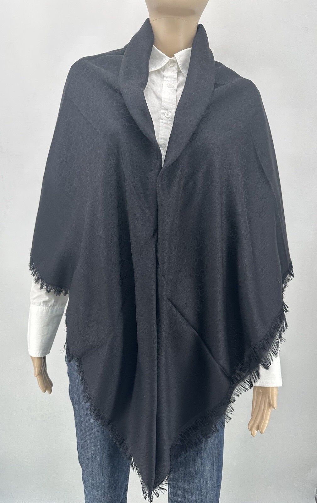Gucci Size-135x135cm New Gucci Scarves Size ONE SIZE - 3 Thumbnail