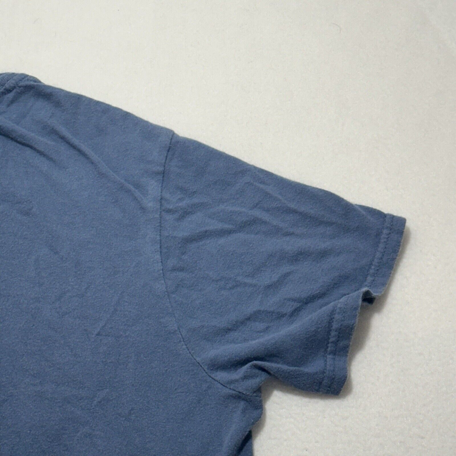 Disney Disney Medium Disney World Graphic T Shirt Magic Kingdom Size US M / EU 48-50 / 2 - 12 Thumbnail