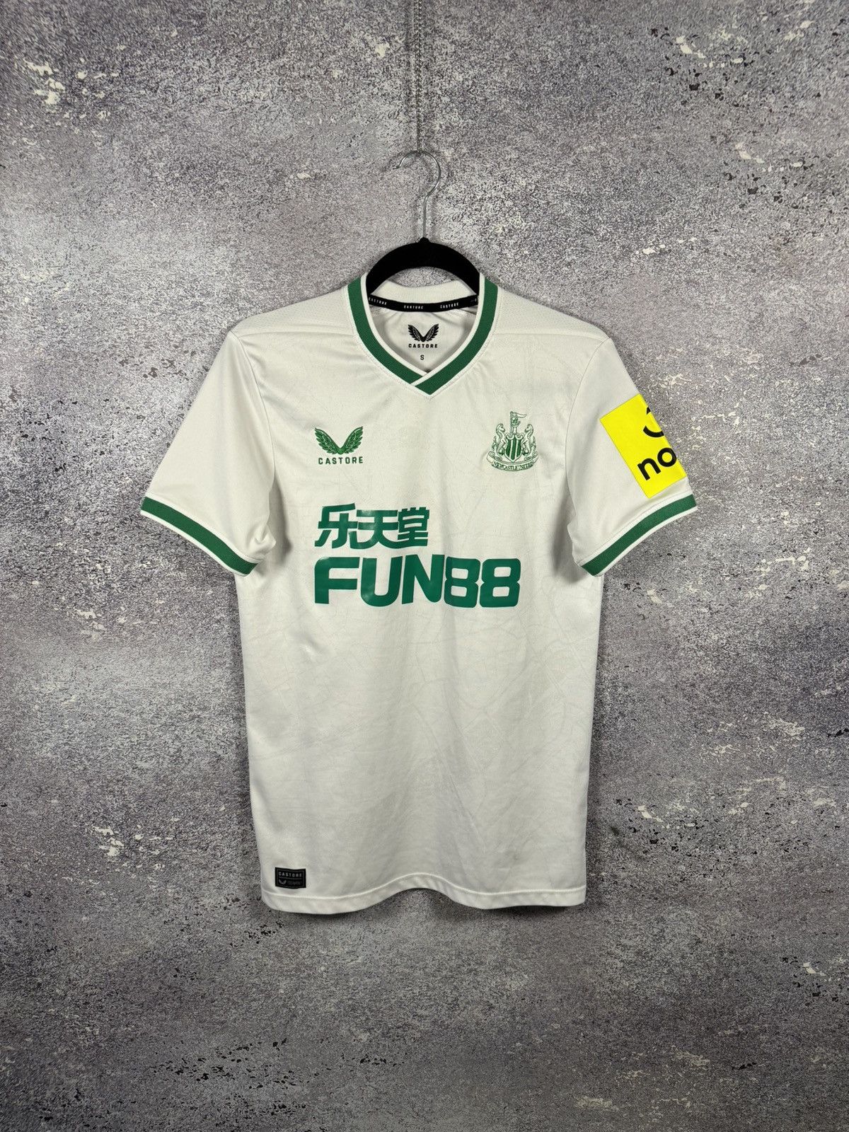 Castore × Vintage Vintage Newcastle United 2022/23 Third Castore Jersey Small Size US S / EU 44-46 / 1 - 1 Thumbnail
