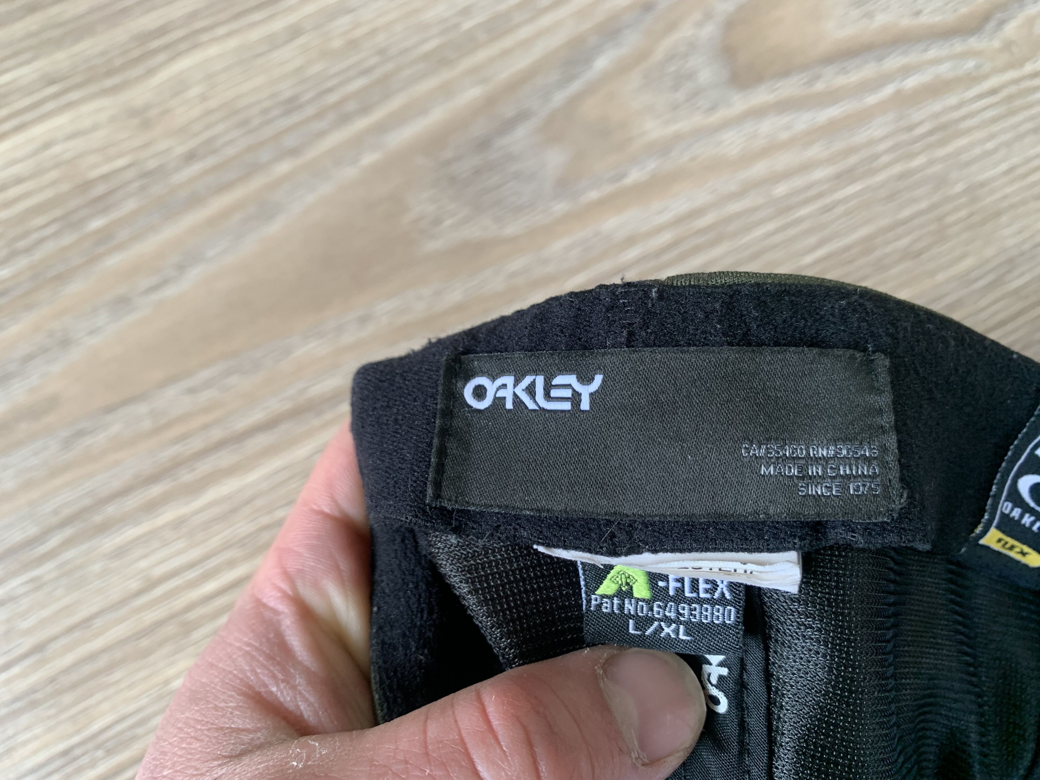 Oakley Oakley 6 Panel Stretch Embossed Hat Size ONE SIZE - 11 Thumbnail