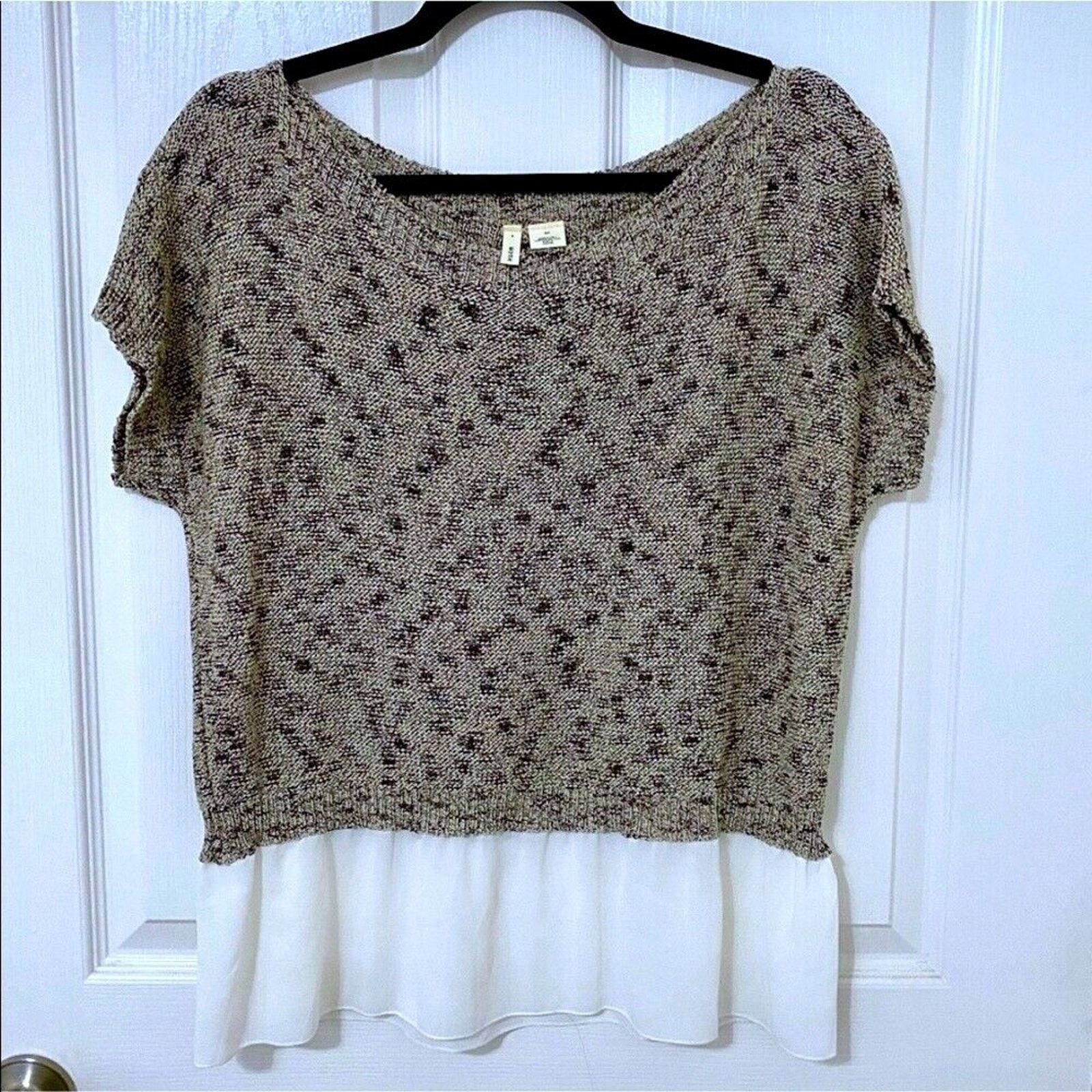 Anthropologie Anthropologie Moth Nudes Verona Ruffle Hem Pullover Sweater Size S / US 4 / IT 40 - 1 Thumbnail