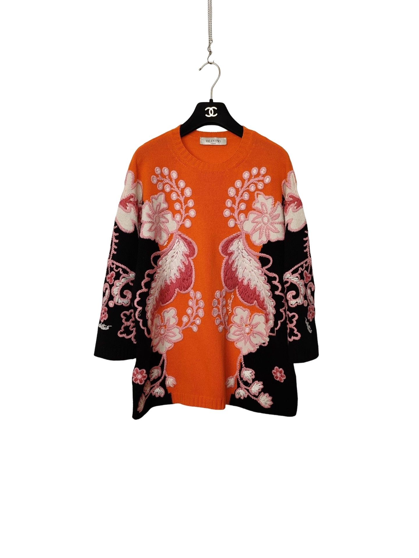Valentino Valentino Floral Embroidered Sweater Size S Size S / US 4 / IT 40 - 1 Thumbnail