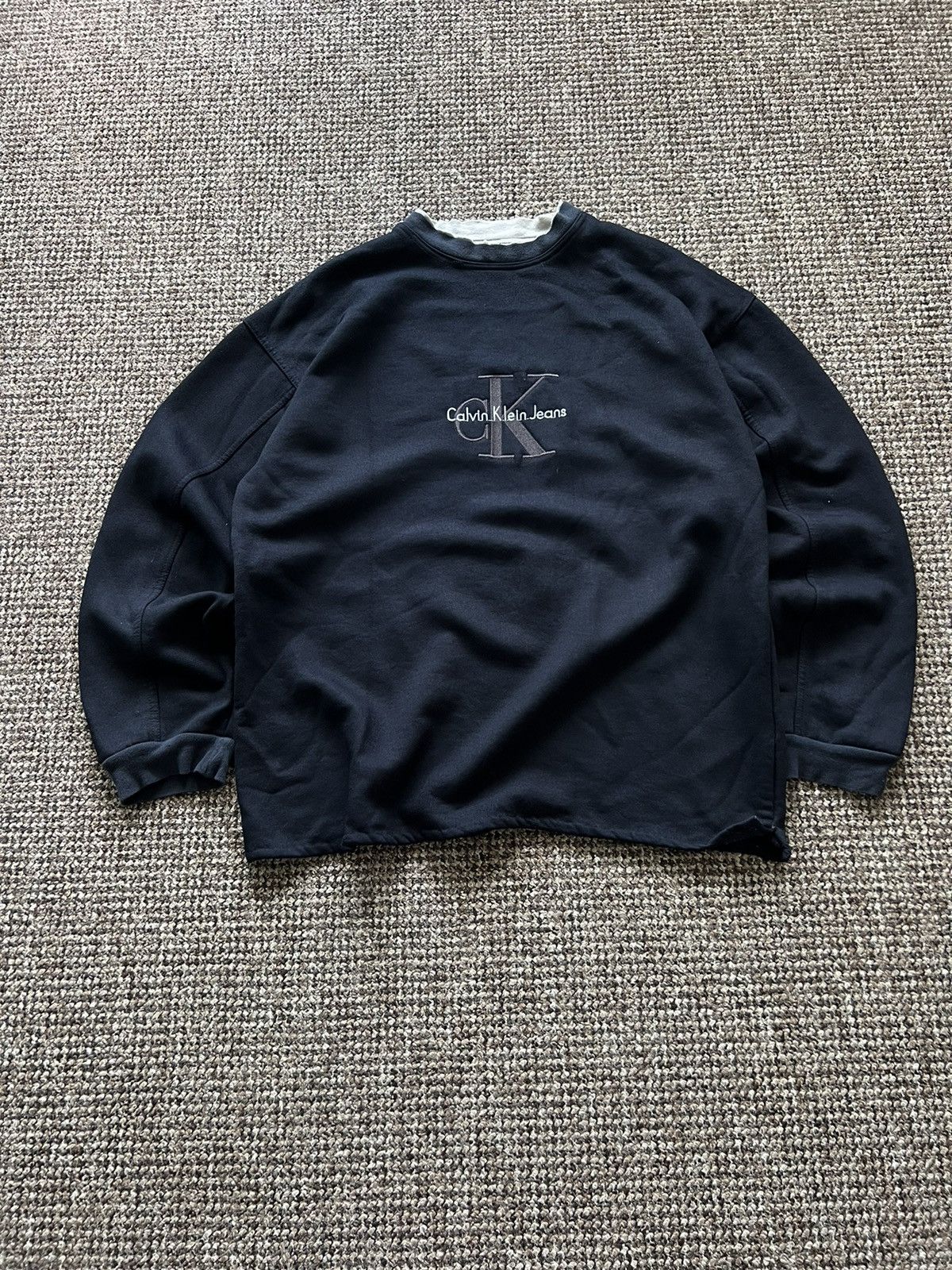 Vintage Vintage Calvin Klein Sweatshirt Big Logo Embroidered Y2K XL Size US XL / EU 56 / 4 - 2 Thumbnail