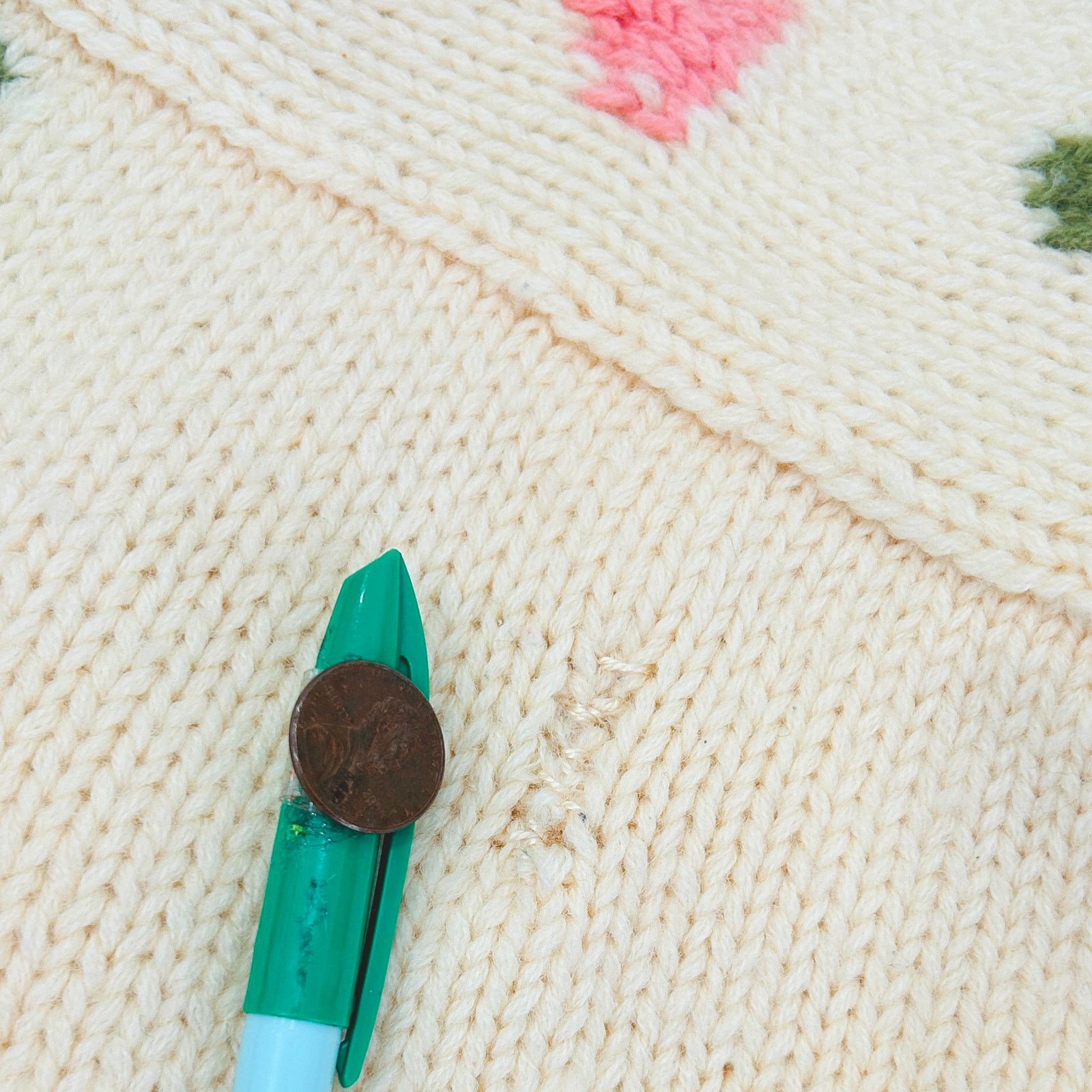 Vintage Vintage 80s Cream Wool Heavy Knit Geometric Pastel Sweater Size L / US 10 / IT 46 - 7 Thumbnail