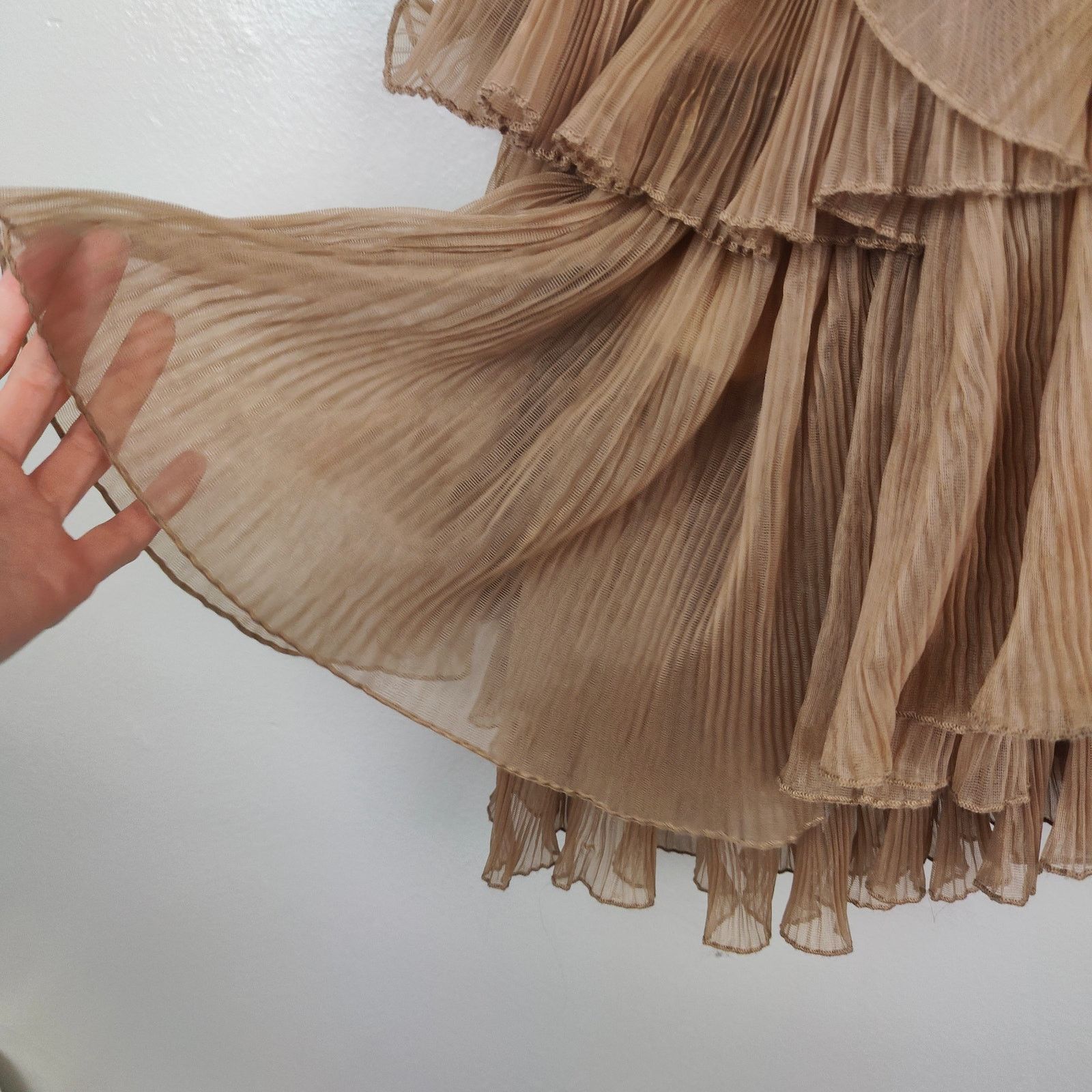 Bcbgmaxazria BcbgMaxAzria Runway Ruffle Mini Dress Womens 0 Tan Size XS / US 0-2 / IT 36-38 - 3 Thumbnail