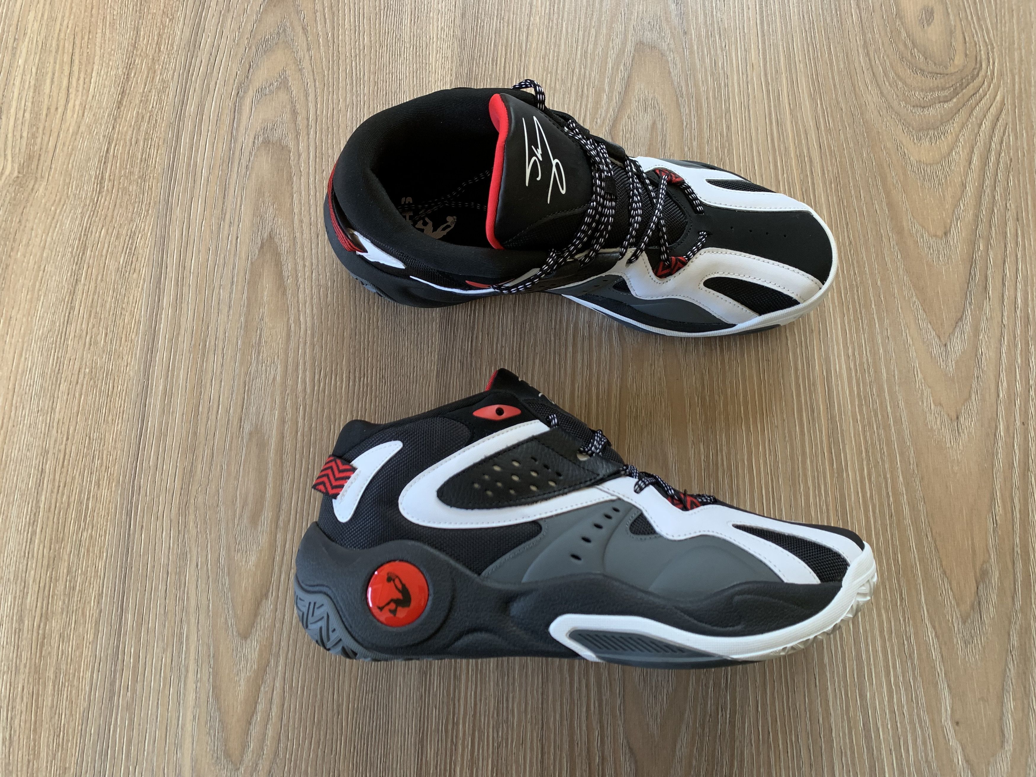 Other Mens Shaqnotix Grey Sneakers Size US 11 / EU 44 - 2 Thumbnail