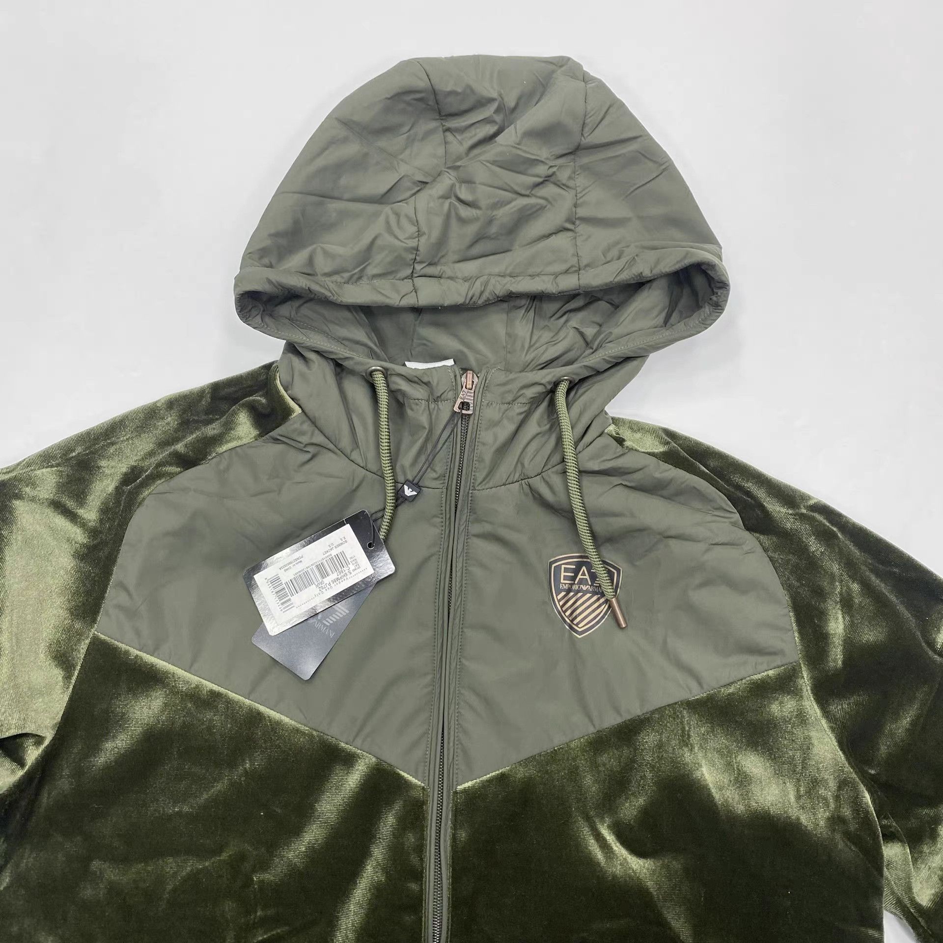 Emporio Armani Emporio Armani EA7 Men's Velvet Panel Hooded Jacket Size US S / EU 44-46 / 1 - 3 Thumbnail
