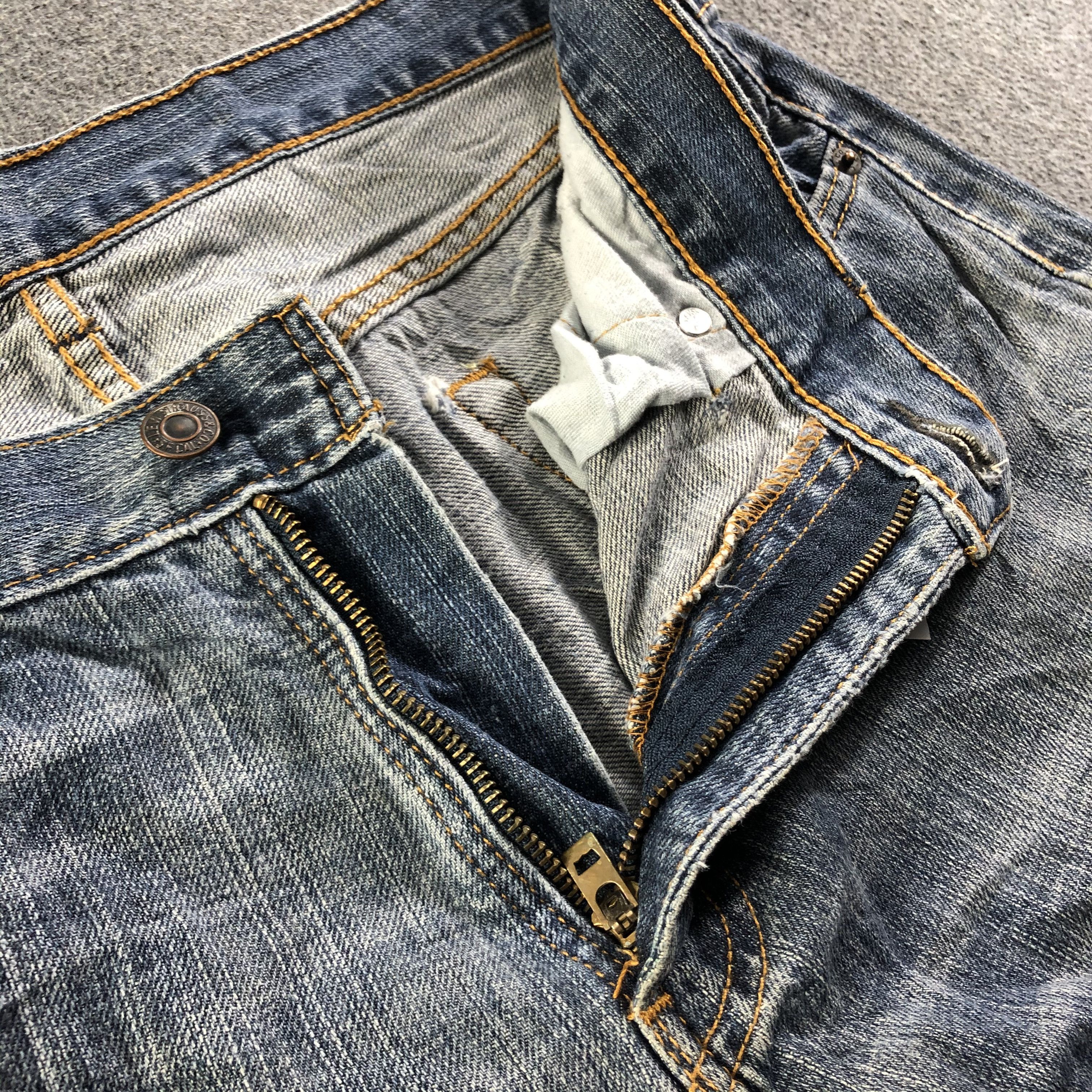 Levi's Vintage Levis 559 Jeans-J3272 Size US 35 - 11 Thumbnail