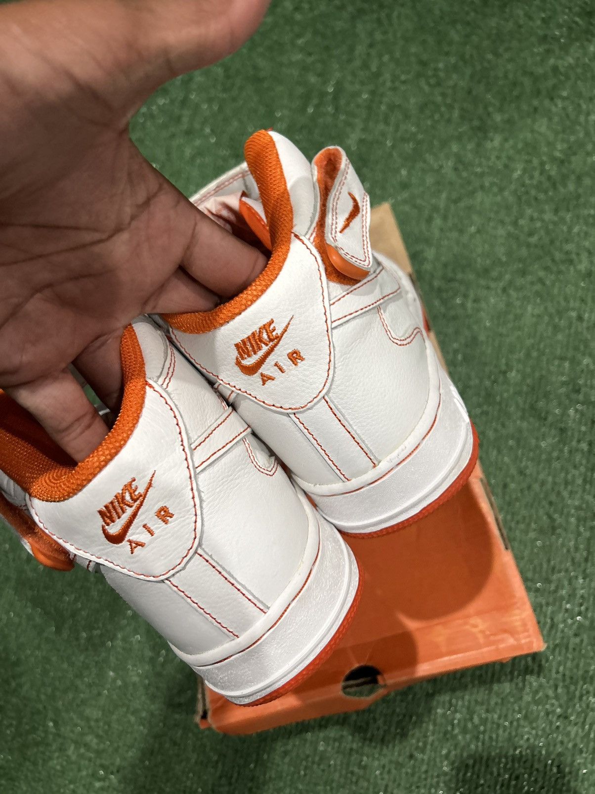 Nike × Vintage RARE 2002 Nike Air Force 1 safety orange 9.5 Size US 9.5 / EU 42-43 - 4 Thumbnail