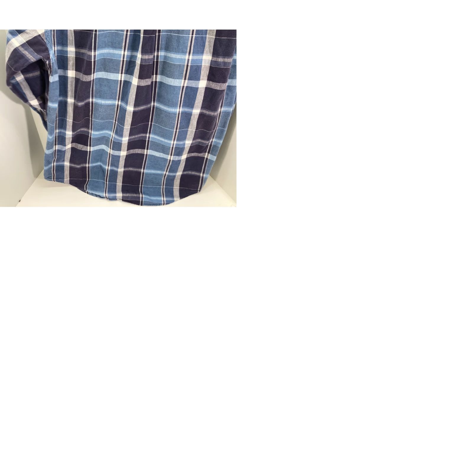 Lands' End Lands' End Button Down Shirt Mens L Blue Plaid Long Sleeve Button-Up Casual Travel 90s Outdoor Mens Regular Big & Tall Size US L / EU 52-54 / 3 - 9 Thumbnail