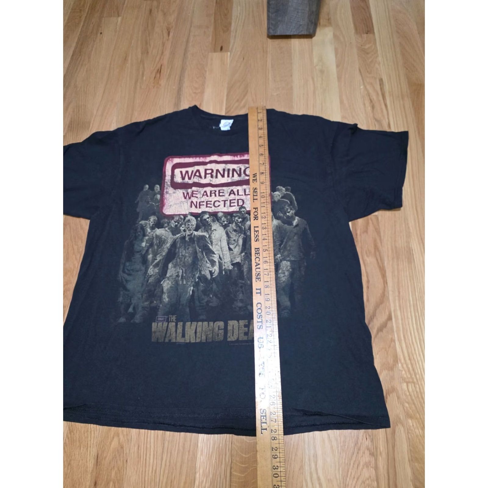 Delta Delta The Walking Dead Zombies T-Shirt Men XL Black Short Sleeve Graphic Tee Size US XL / EU 56 / 4 - 6 Thumbnail