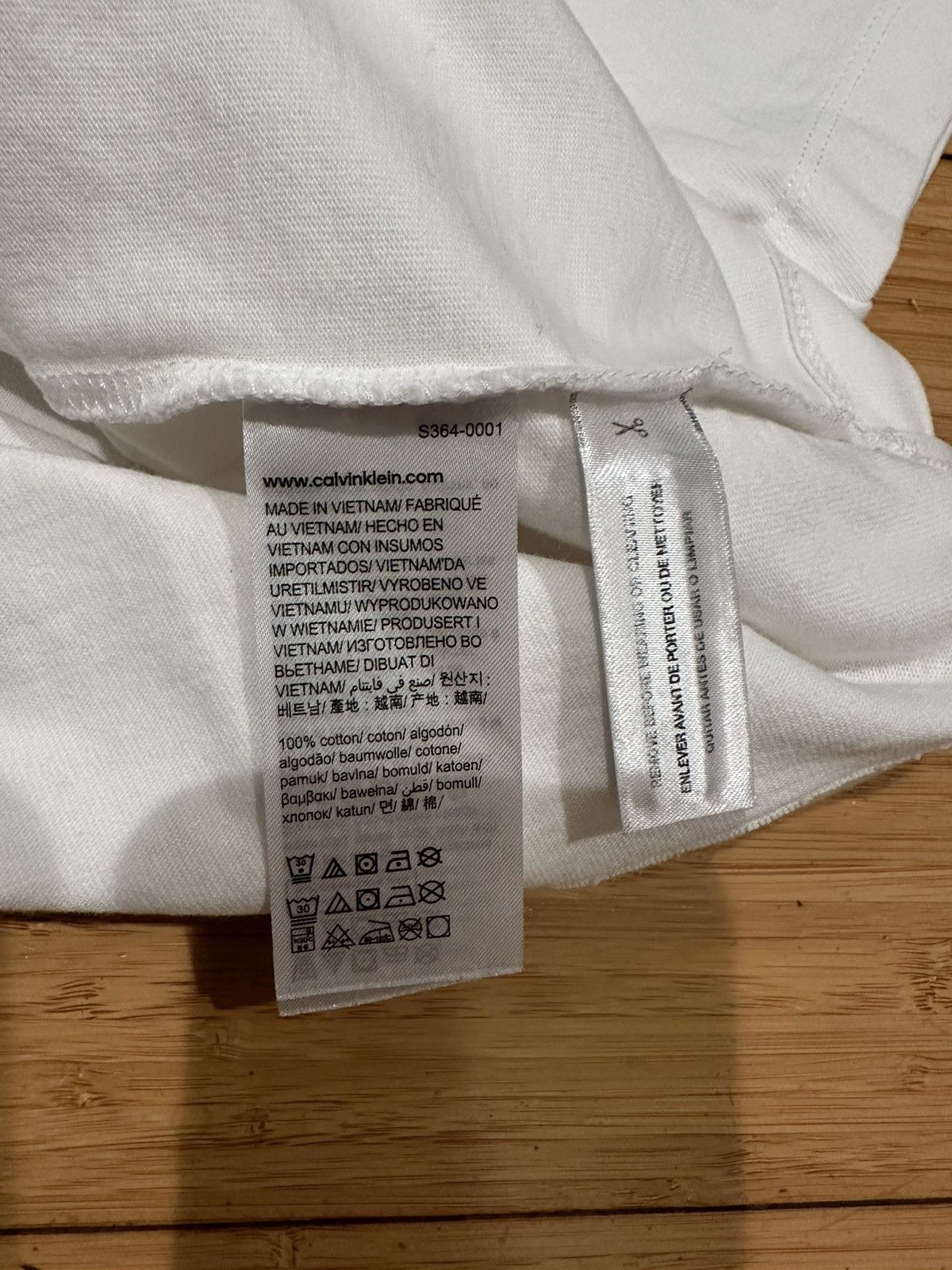 Calvin Klein Calvin Klein Heavyweight Cotton T-Shirt Size S Size US S / EU 44-46 / 1 - 8 Thumbnail
