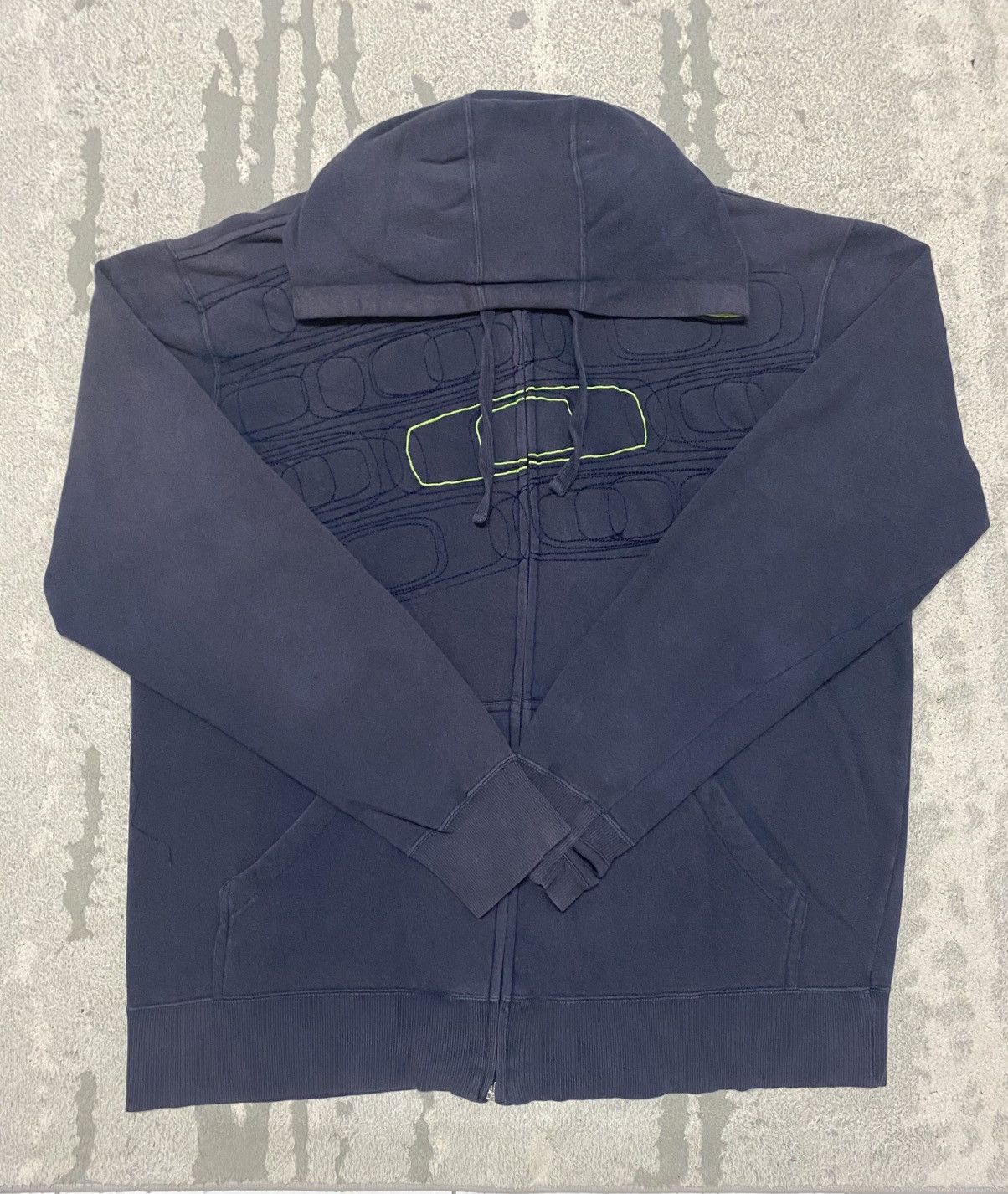 Oakley Vintage Oakley Full Zip-Up Big Logo Navy Blue Colour Size US XL / EU 56 / 4 - 1 Thumbnail